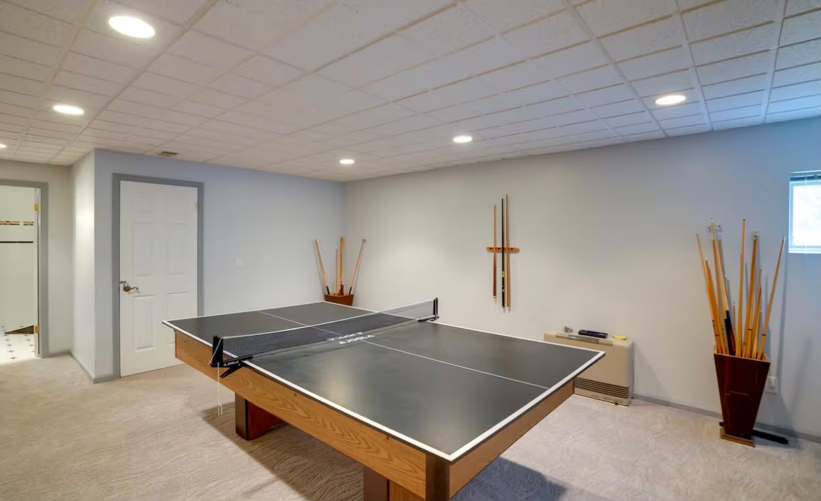 Private, Quiet Rooms in a Spacious and Beautiful Home Room 1 - Photo 7