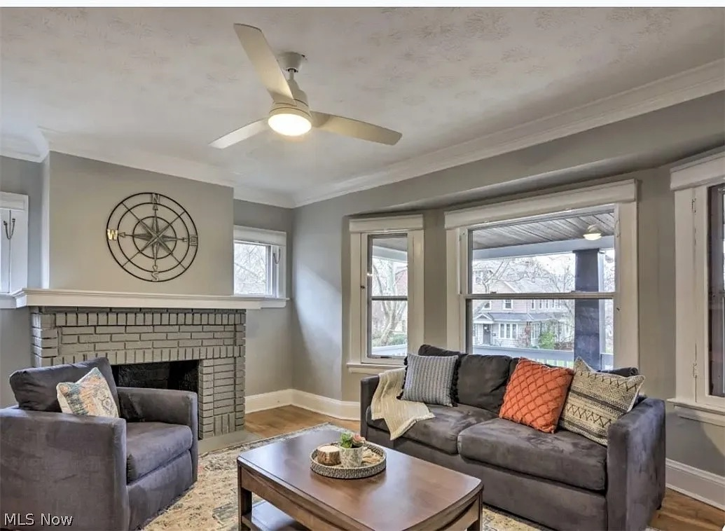 Comfortable Furnished First Floor Apartment Near University Circle, Hospitals, Transit And Parks