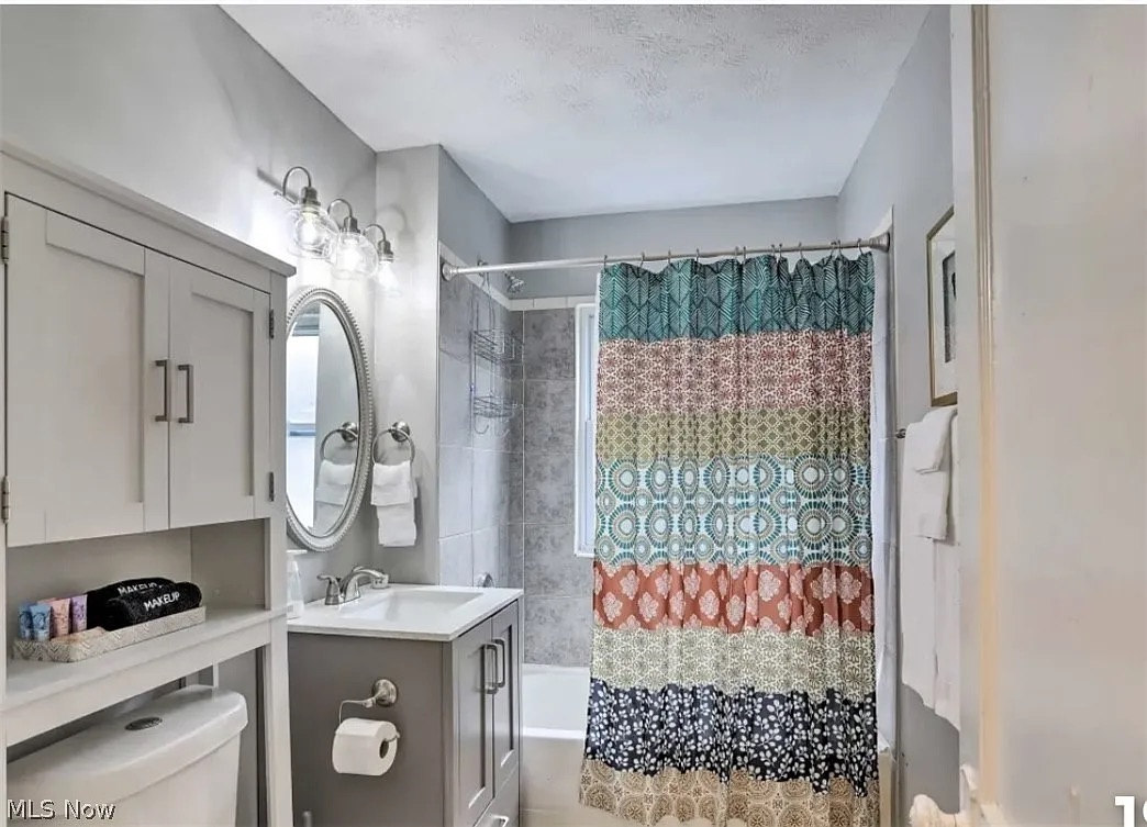 Comfortable Furnished First Floor Apartment Near University Circle, Hospitals, Transit And Parks - Photo 10