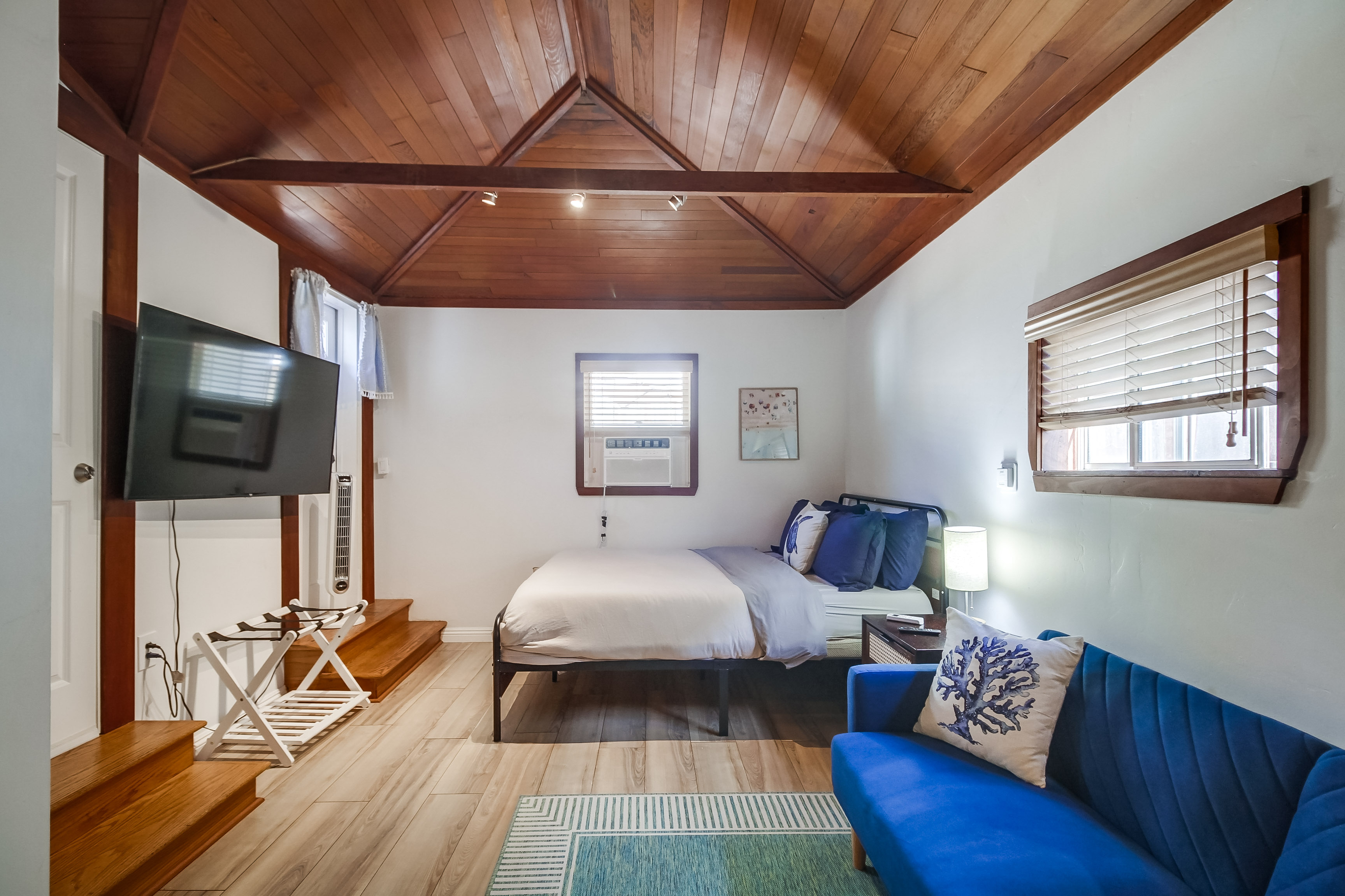 Coastal SD retreat studio close to Ocean - Photo 6
