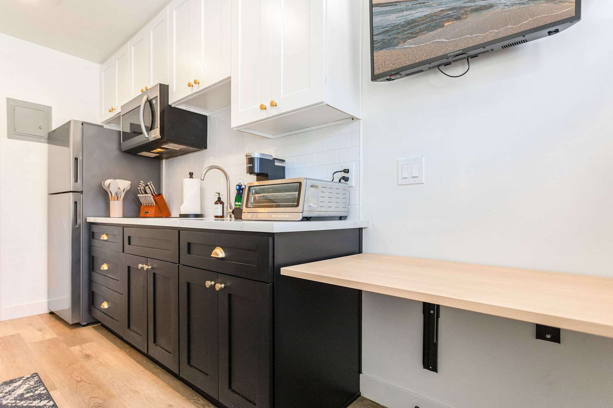 Hillcrest Studio | Walk to UCSD & Scripps Mercy | Fiber Wi-Fi - Photo 6