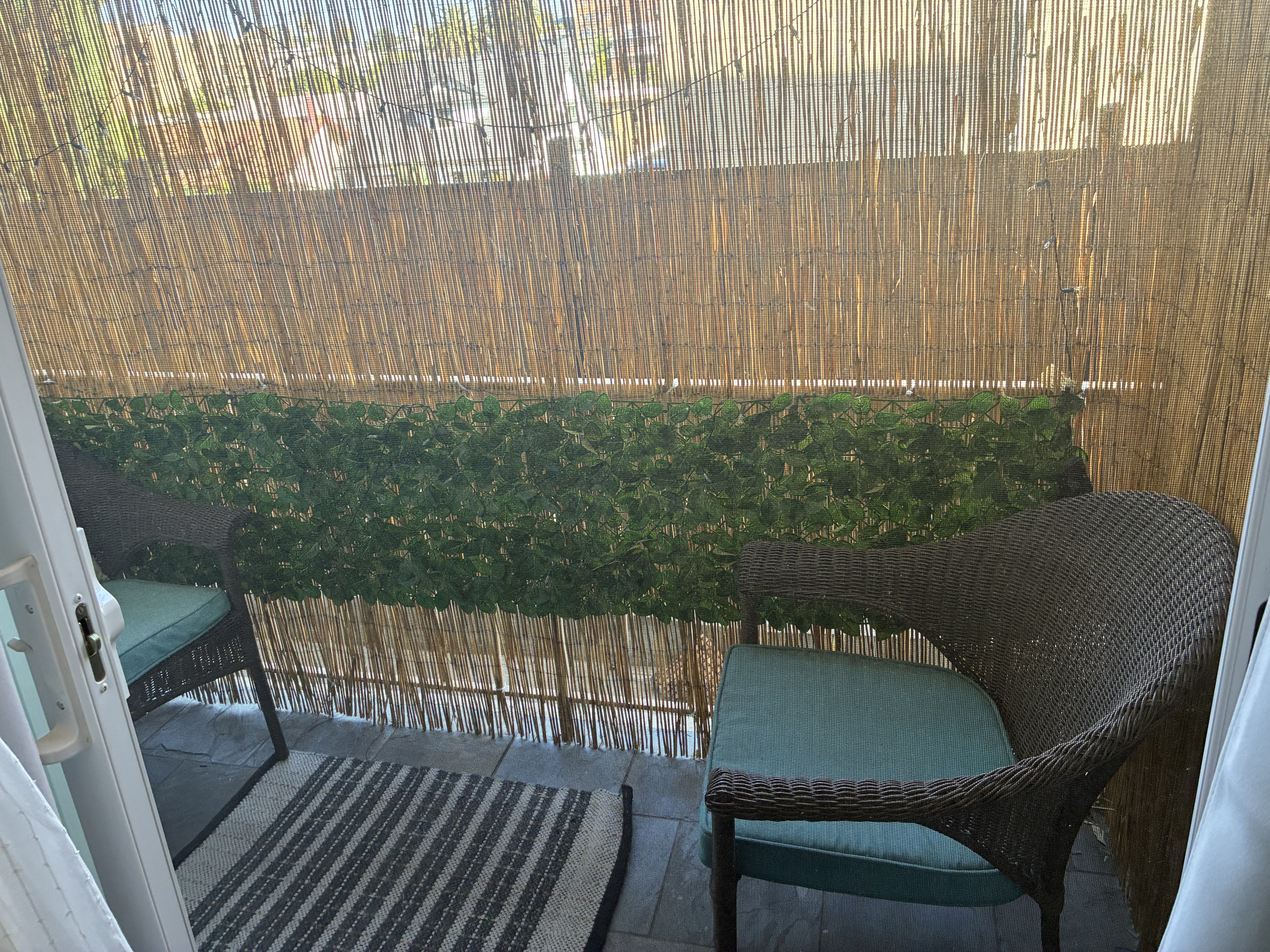 Cool Condo To Yourself - Photo 2