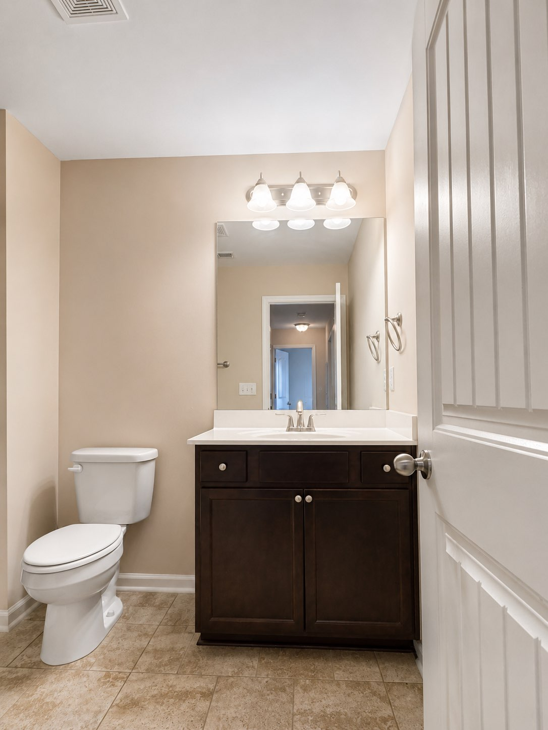 4BR 3BA Lexington Home, Near Masterson Station - Photo 7