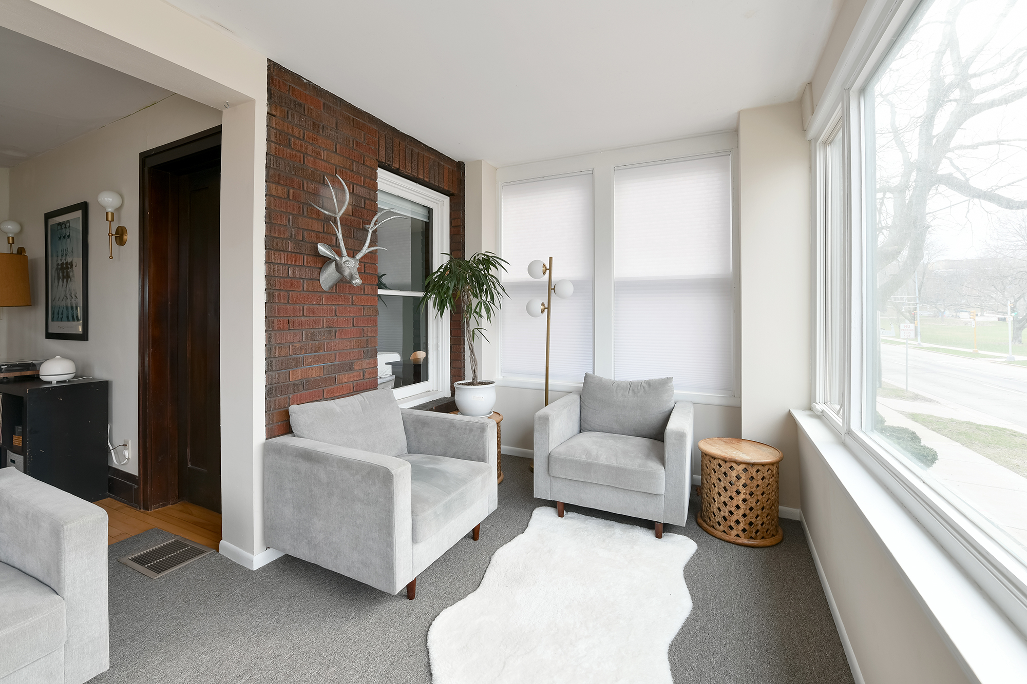 Historic Downtown Mendota Lakeview Flat - Photo 4