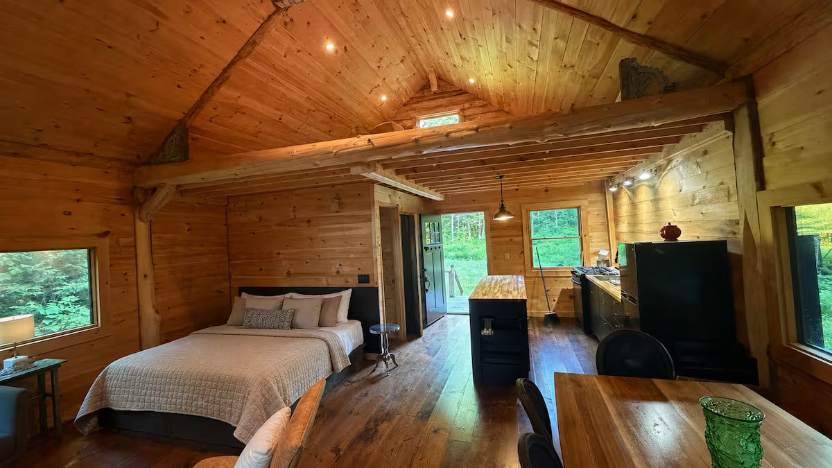 Cozy Woodland Cabin With Loft, Kingdom Trails Access And Pickleball Court - Photo 11