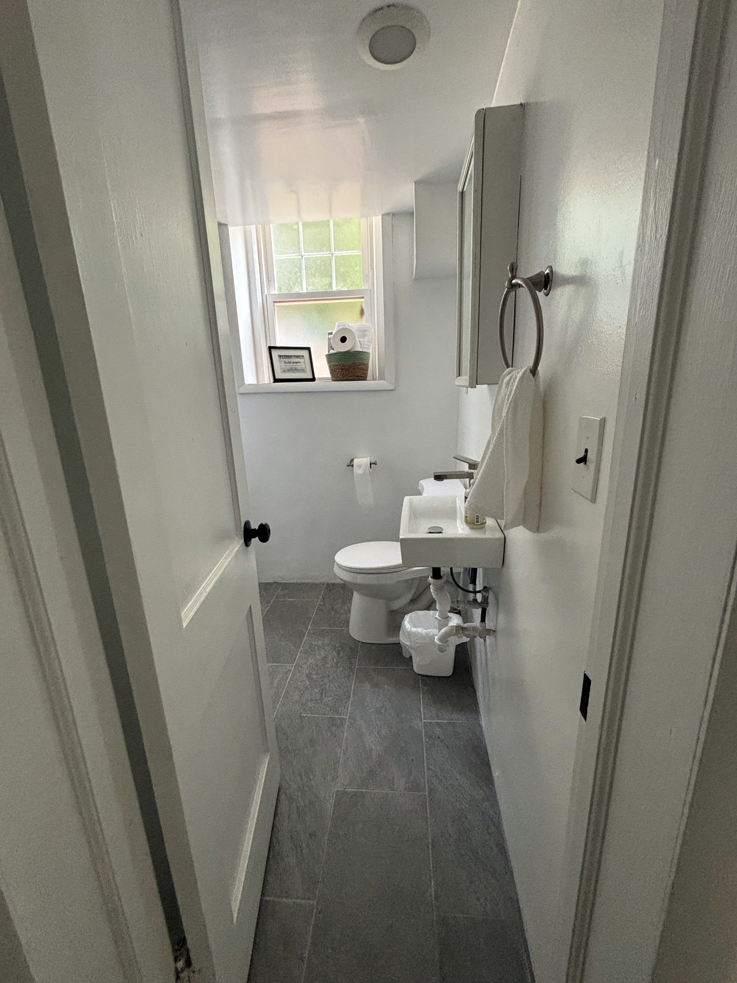 The Stonehouse Garden-level apartment - Photo 7