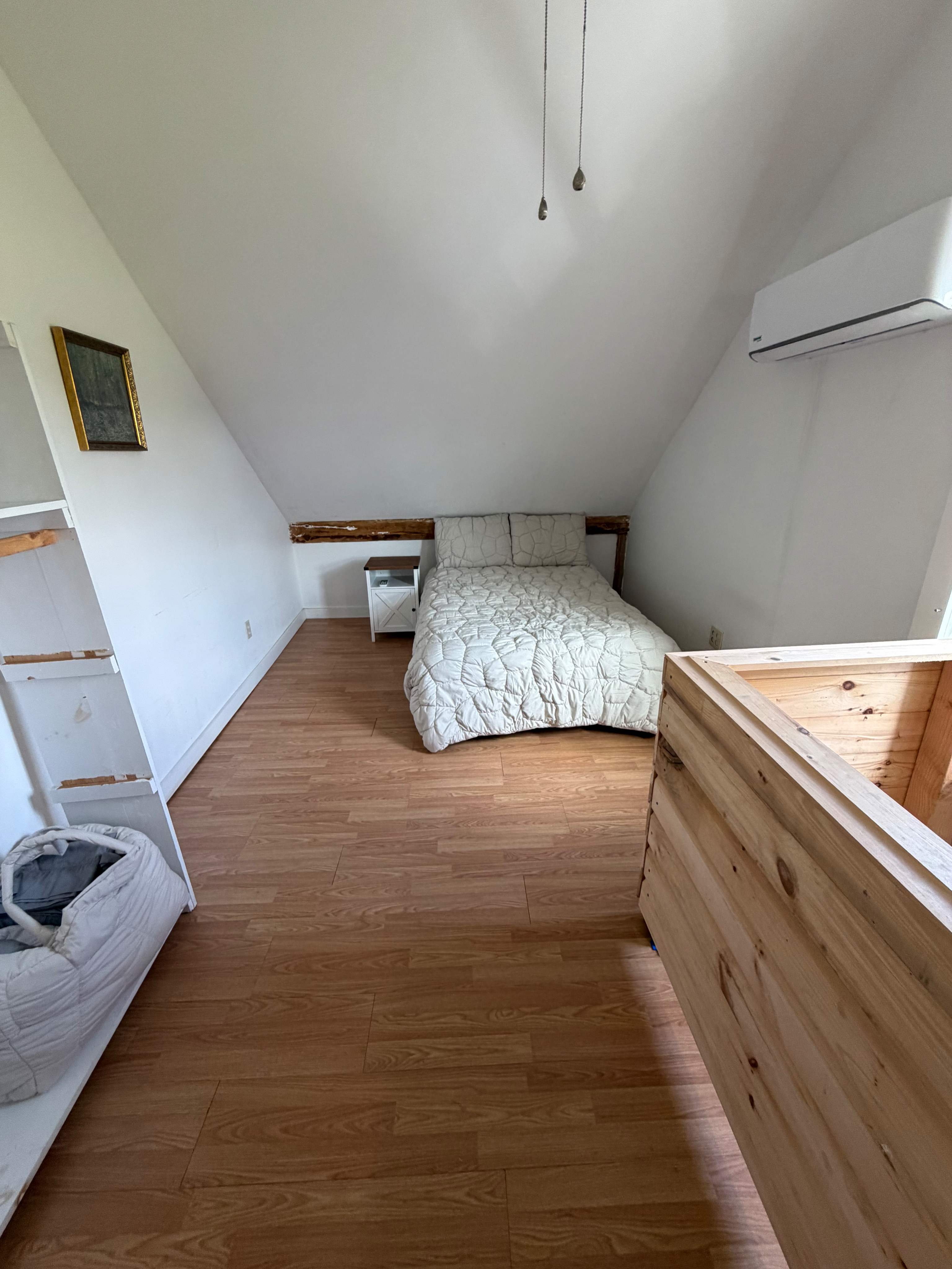 Fully furnished one bedroom loft - Photo 5