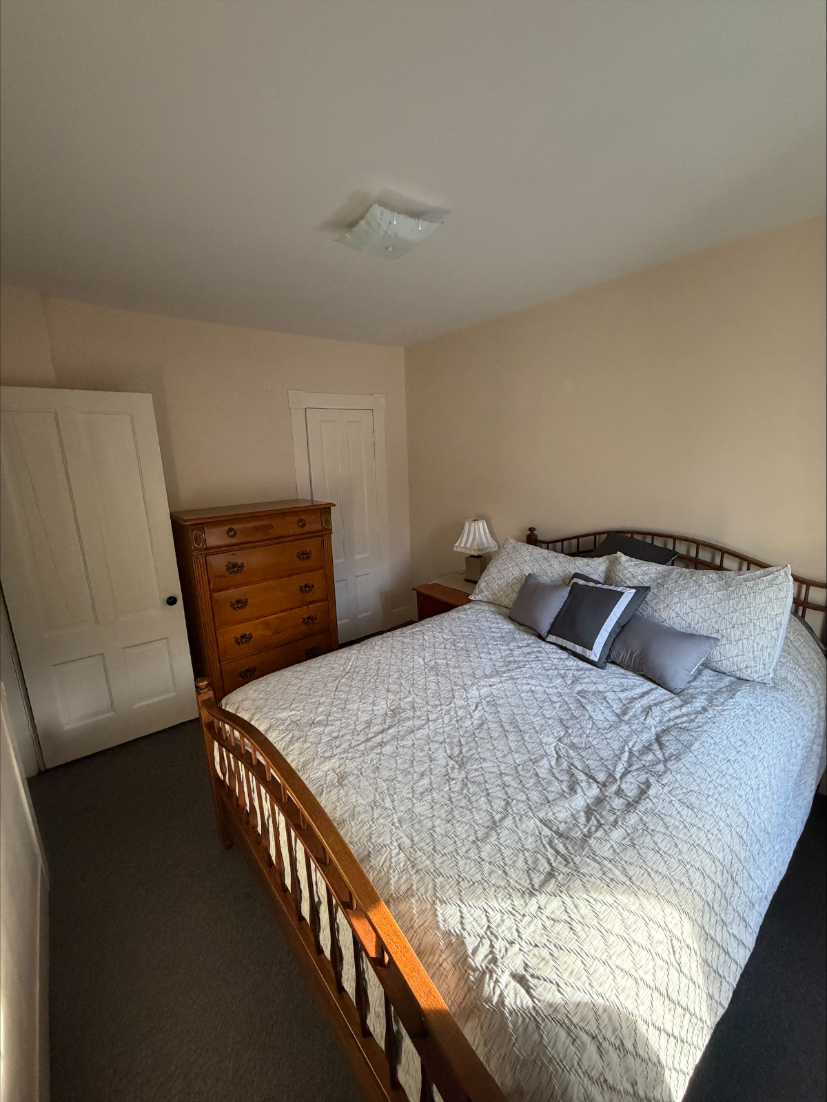 Quiet 2BR Apartment With Office Near Central Vermont Medical Center And Downtown Barre - Photo 7