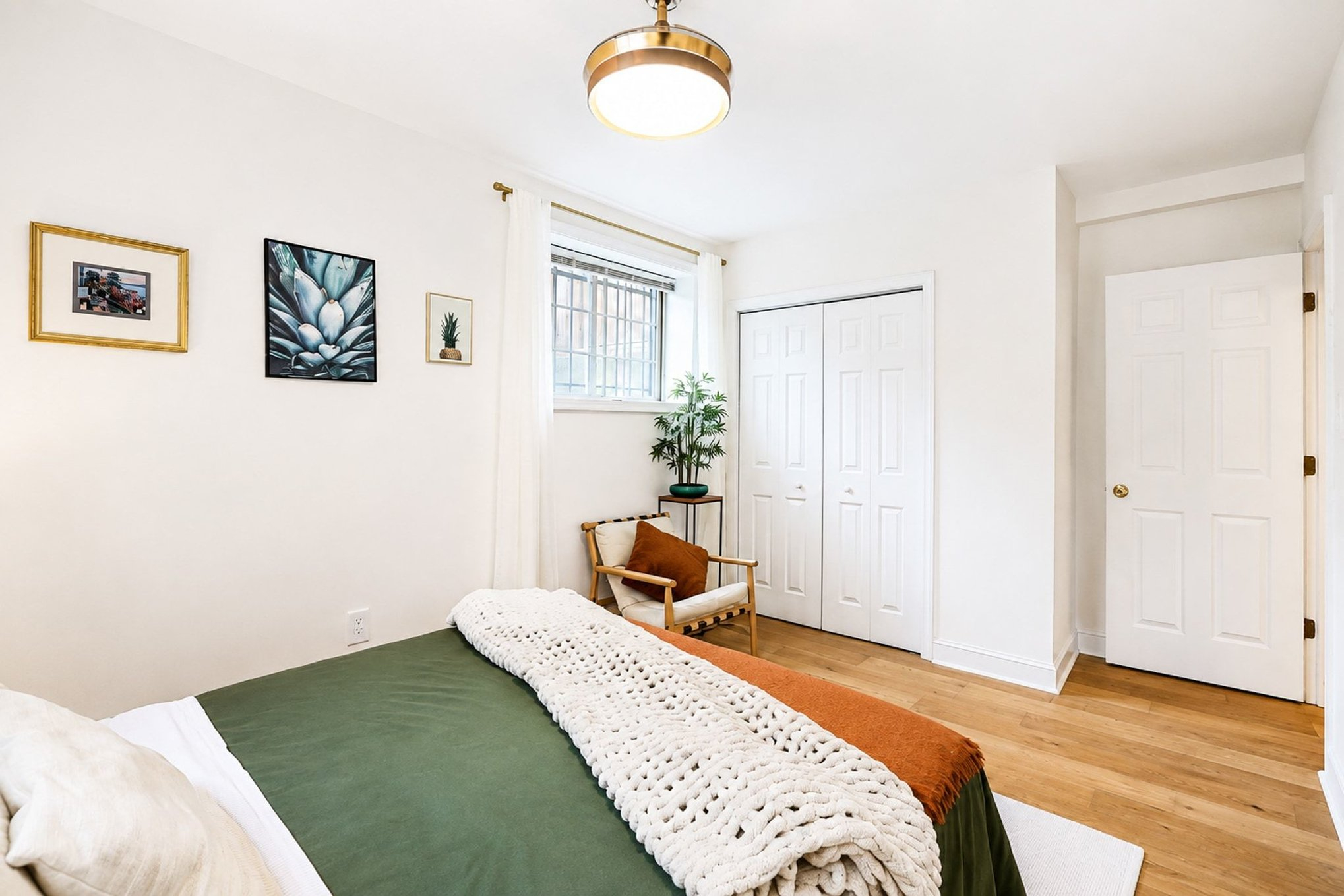 Furnished 2BR Park View Retreat | 2 Metros & Bus | Utilities Included | Near MedStar - Photo 9