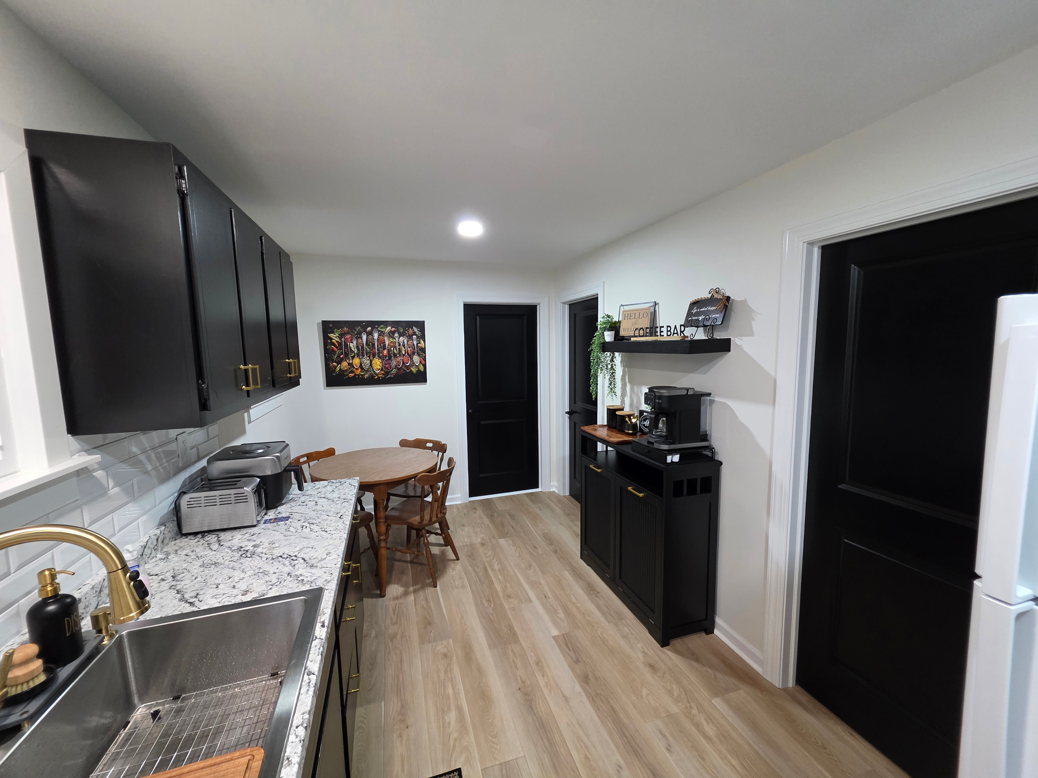 1106 4th Street Apartment - A perfect blend of modern and luxury living - Photo 11