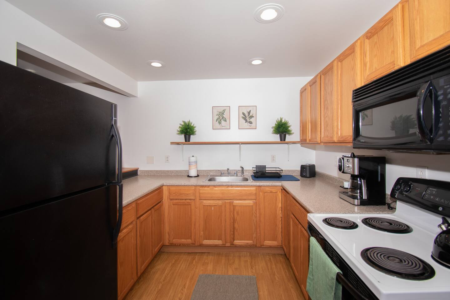 Cozy 1BR Near Lake Champlain - All Utilities Included - Photo 7