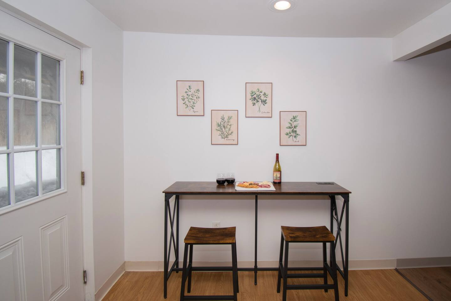 Cozy 1BR Near Lake Champlain - All Utilities Included - Photo 10