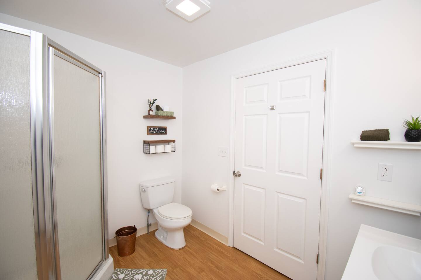 Cozy 1BR Near Lake Champlain - All Utilities Included - Photo 12