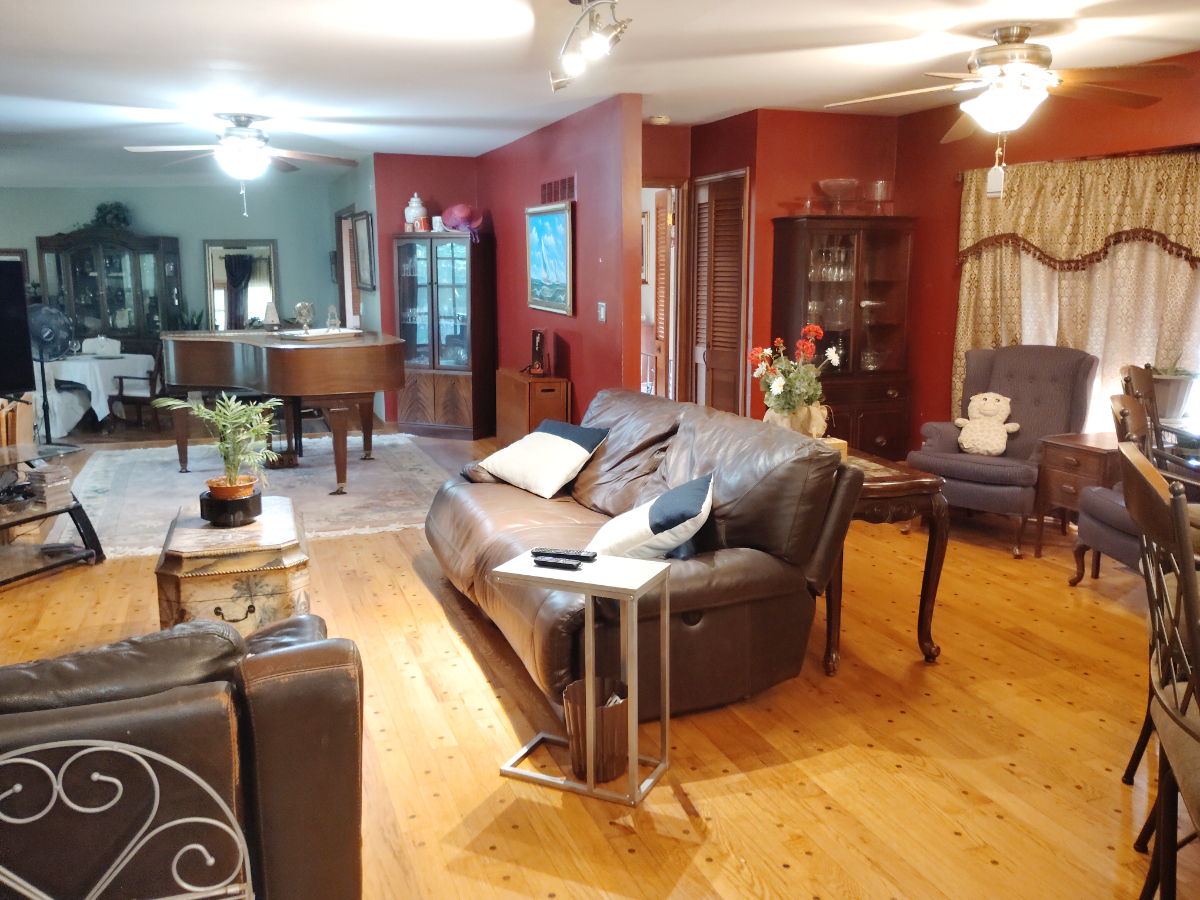 Furnished Full-Bedroom | Quiet Monthly Stay | Nurses' Retreat - Photo 7