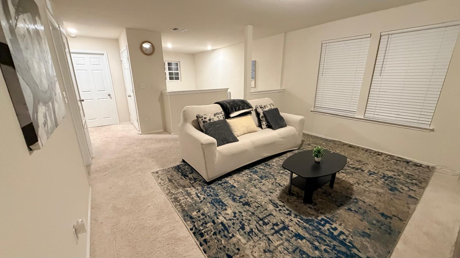 Move-in Ready 3 Beds, 2 Baths Home in a Prime Location - Photo 5
