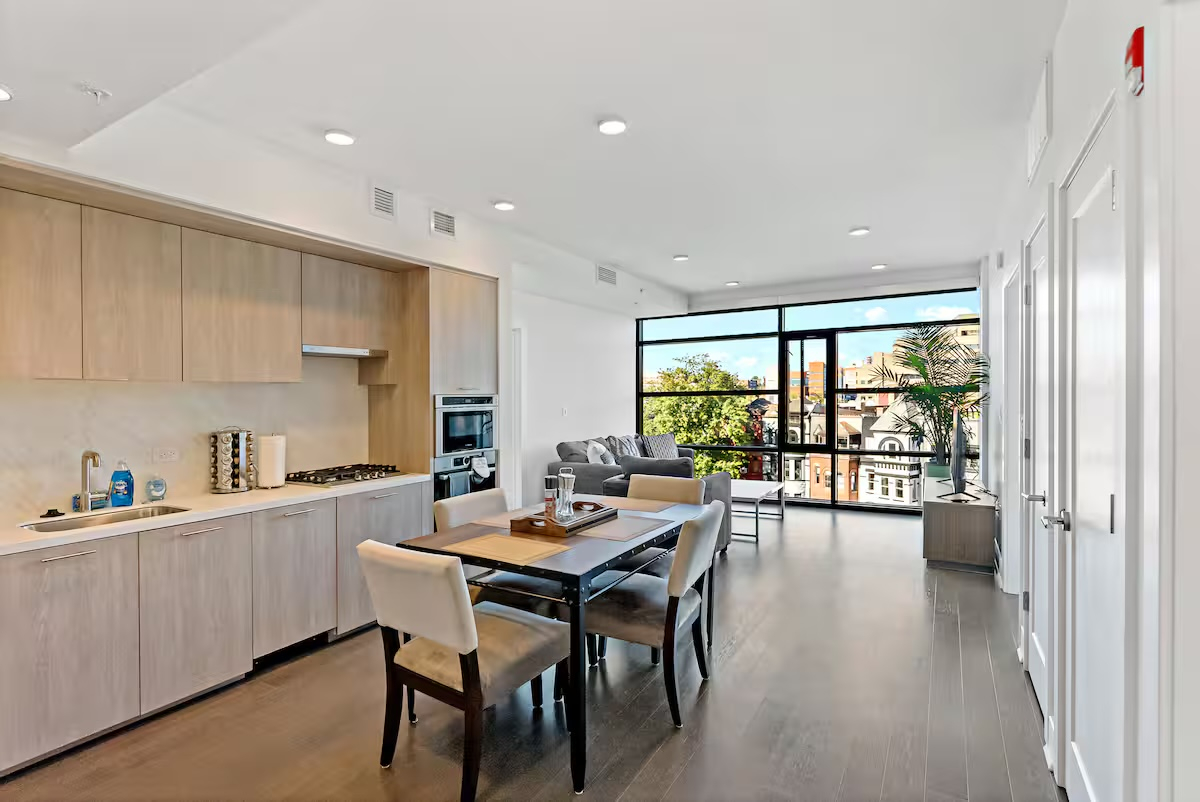 Contemporary | Downtown | Views | Luxury - Photo 1