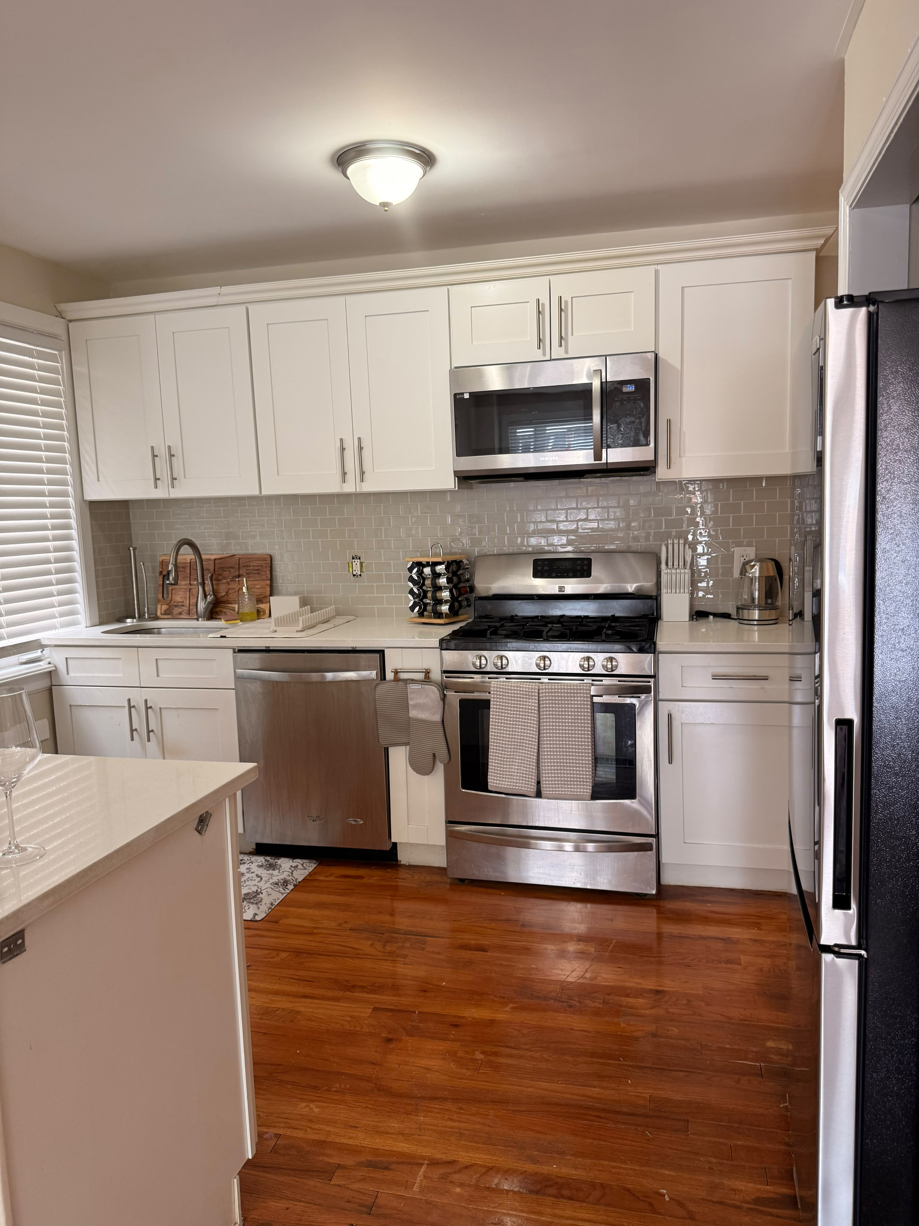 Move-In Ready 2BR/2BA Near Bronx Hospitals - Quiet Block, Parking, Flexible 30+ Day Stays - Photo 4