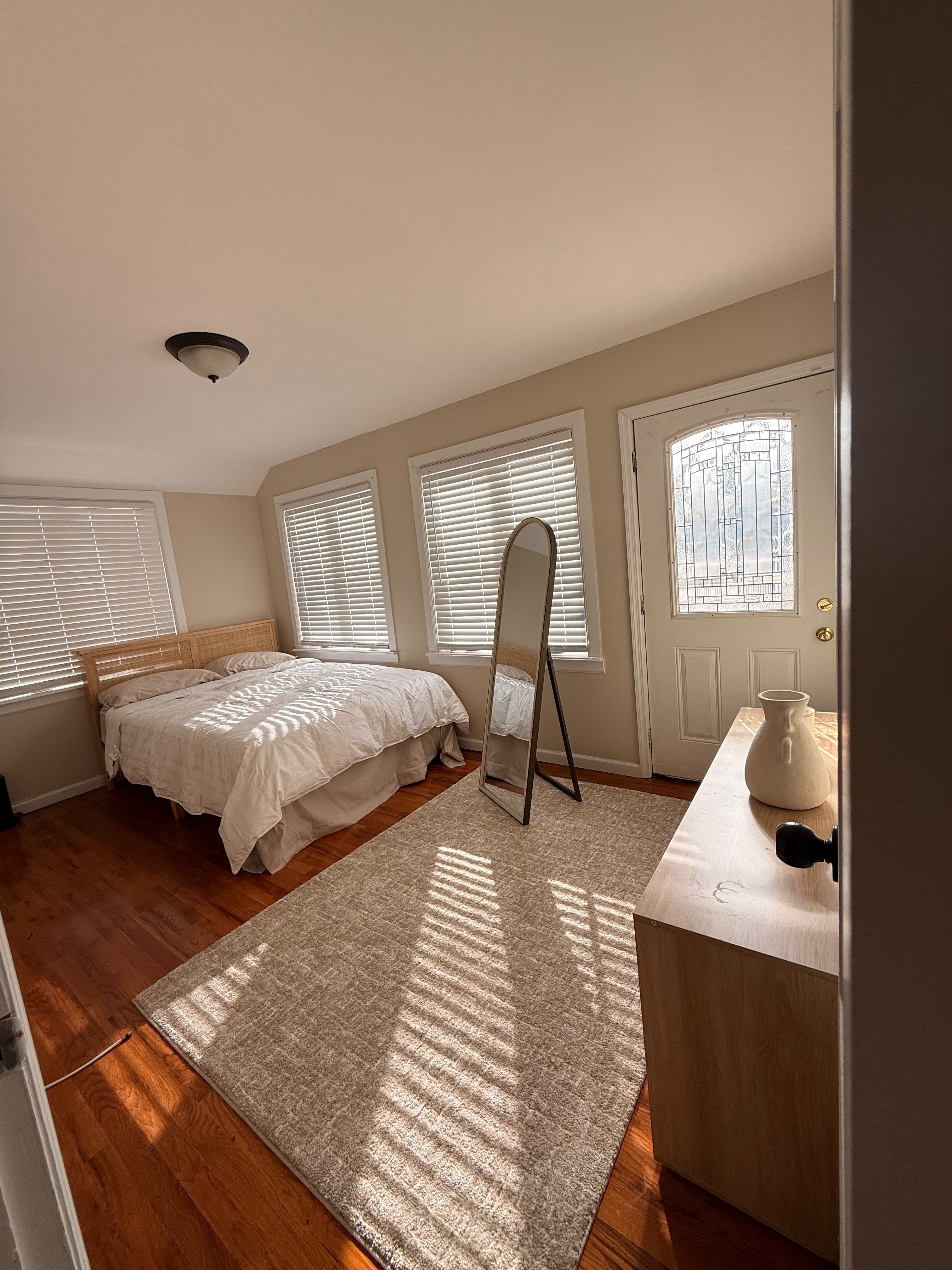 Move-In Ready 2BR/2BA Near Bronx Hospitals - Quiet Block, Parking, Flexible 30+ Day Stays - Photo 5
