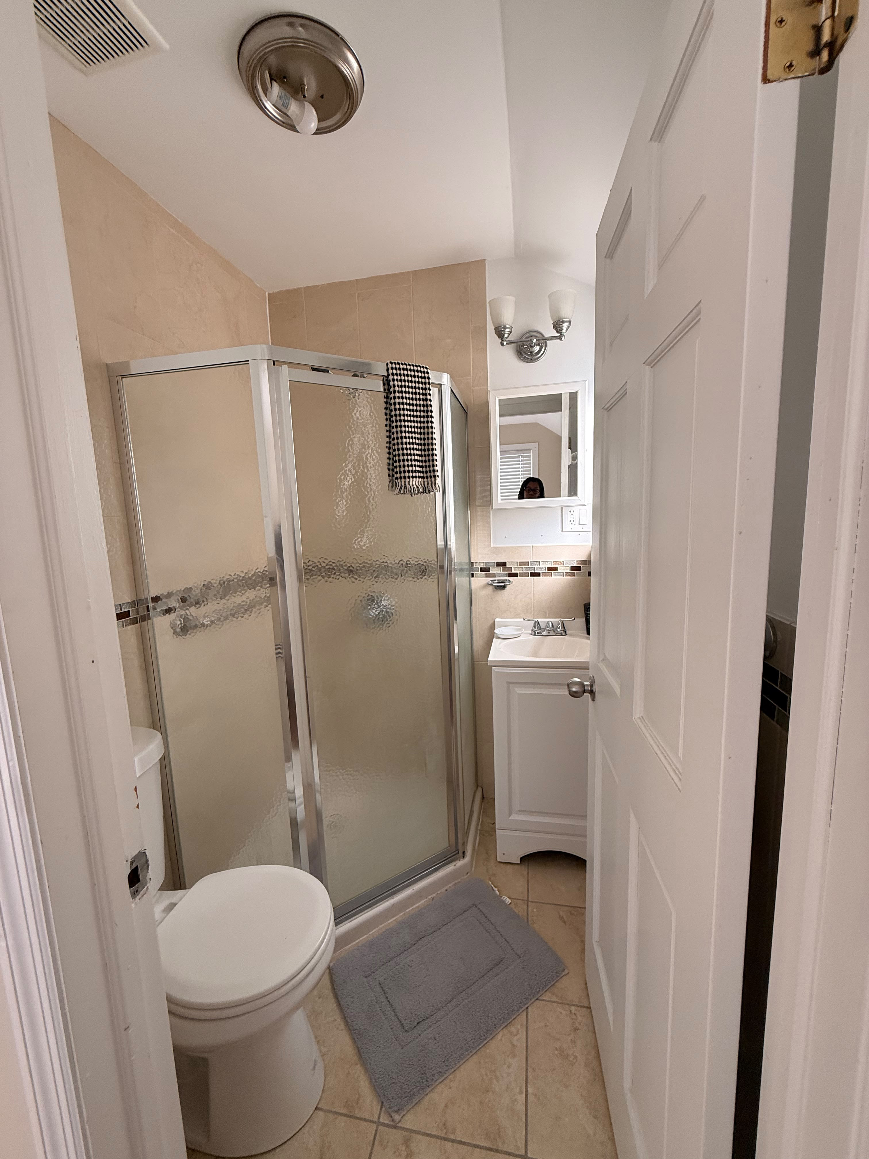 Move-In Ready 2BR/2BA Near Bronx Hospitals - Quiet Block, Parking, Flexible 30+ Day Stays - Photo 9