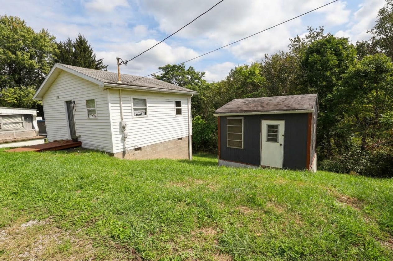 Unwind After Your Shift | Cozy Moundsville 1BR with Deck - Photo 2