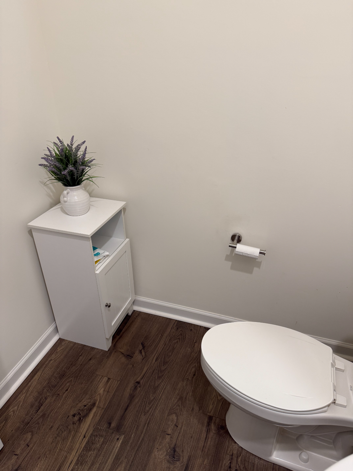 Furnished 3-Bedroom Townhome with Garage and Home Office - Photo 8