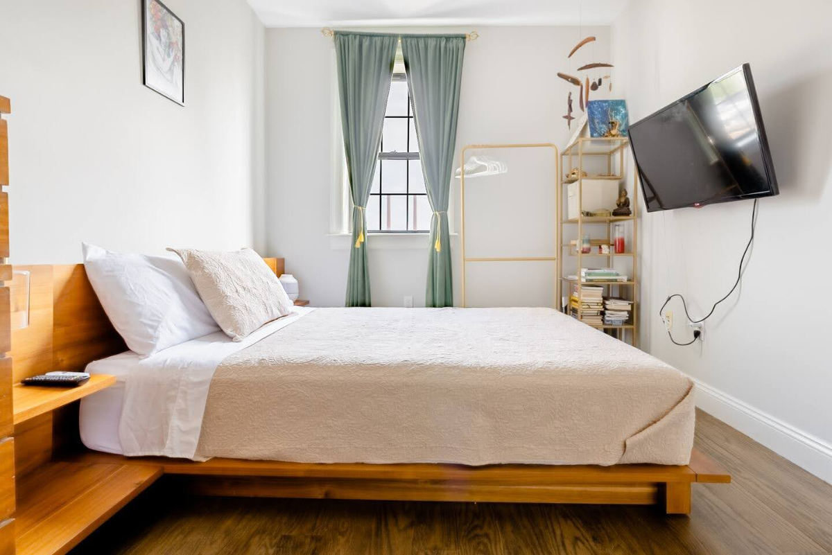 3 Blks to SUNY Downstate/Kings County | Dual 2BR/2BA Suites  FIOS  W/D - Photo 7
