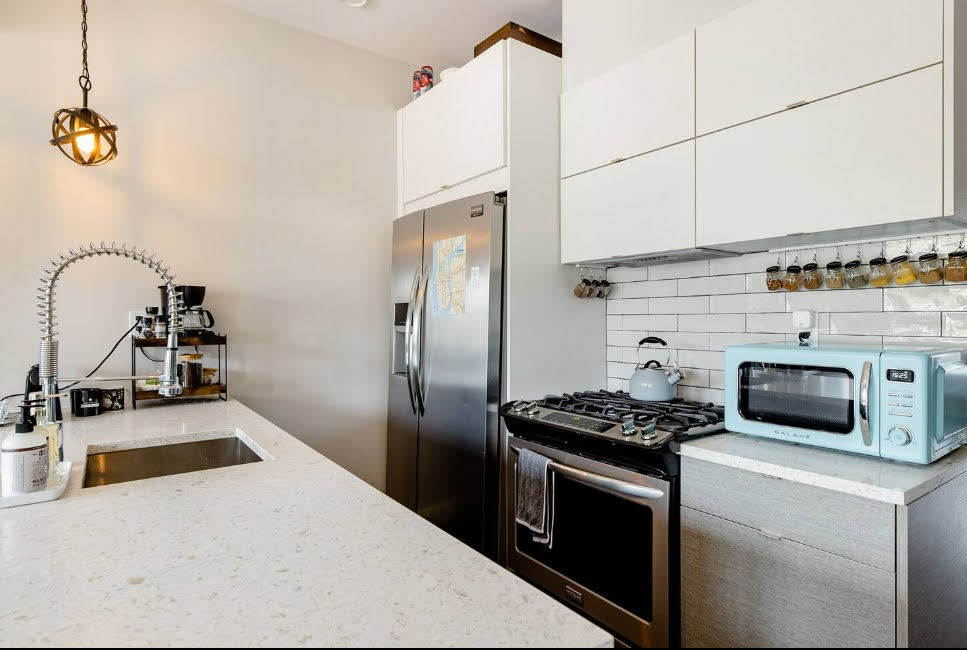 3 Blks to SUNY Downstate/Kings County | Dual 2BR/2BA Suites  FIOS  W/D - Photo 12