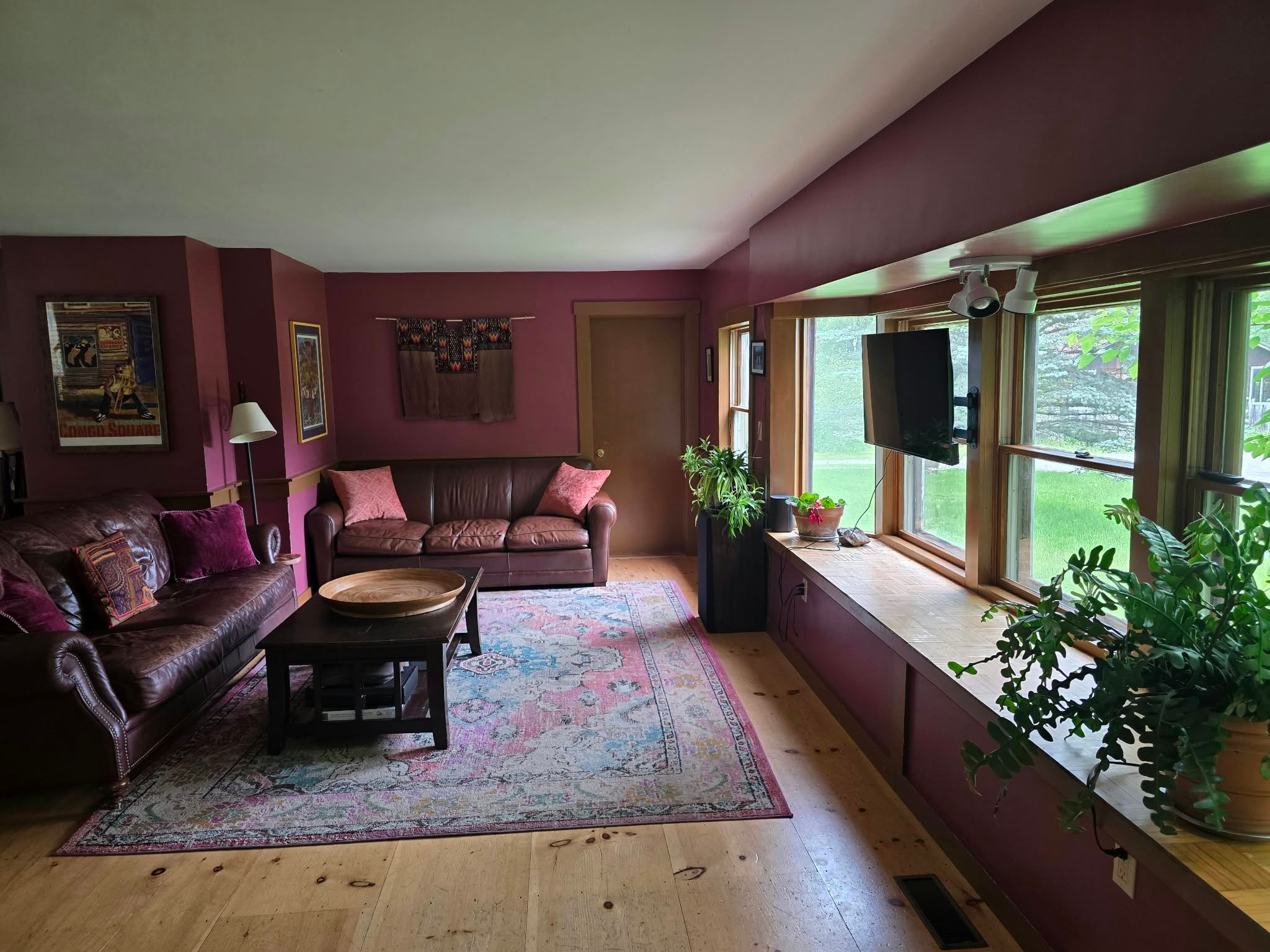 Funky farmhouse in Jamaica VT - Photo 4