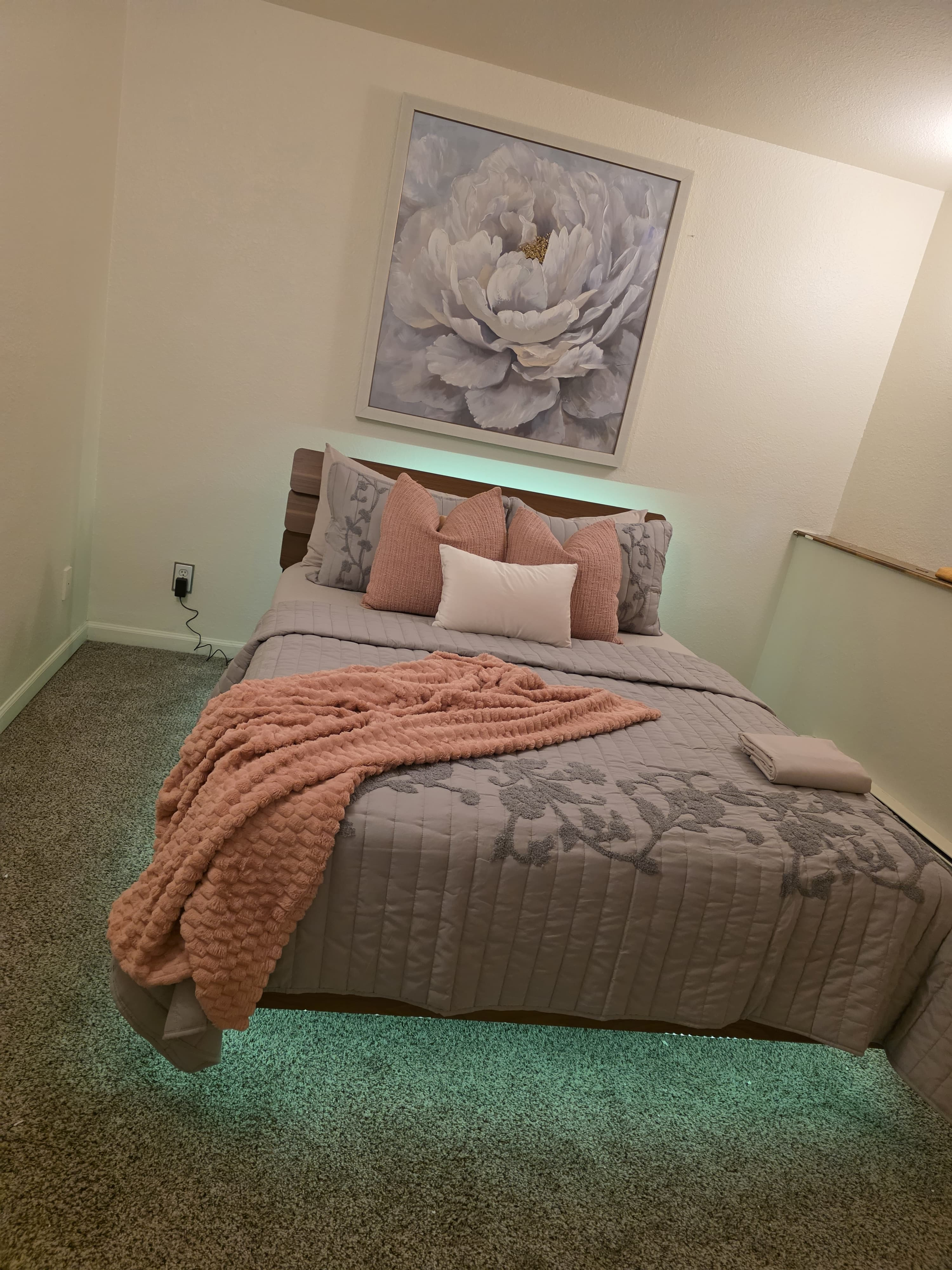 Geniia Comfort Stay-Haven Retreat - Photo 6