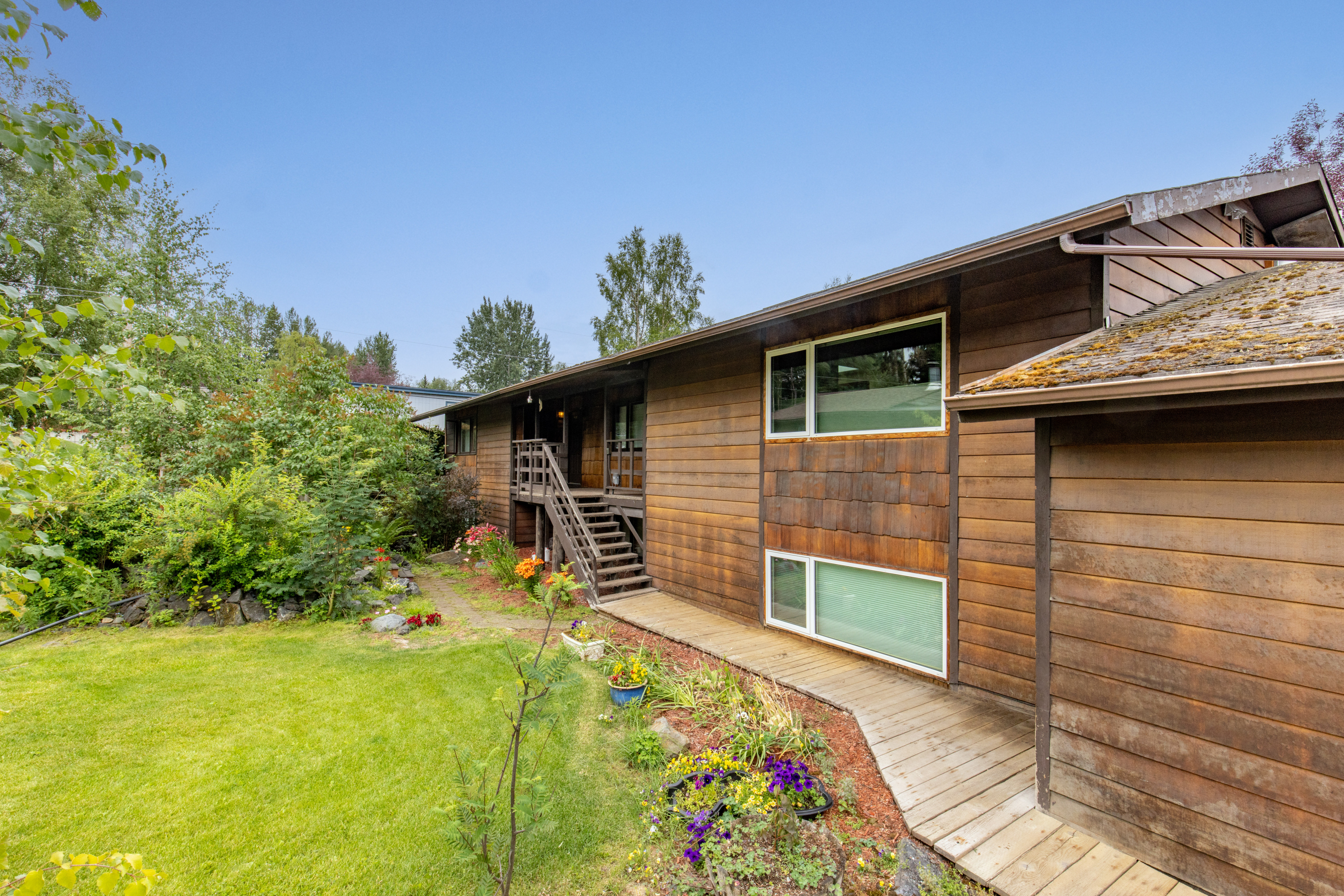 Geniia Comfort Stay-Haven Retreat - Photo 3