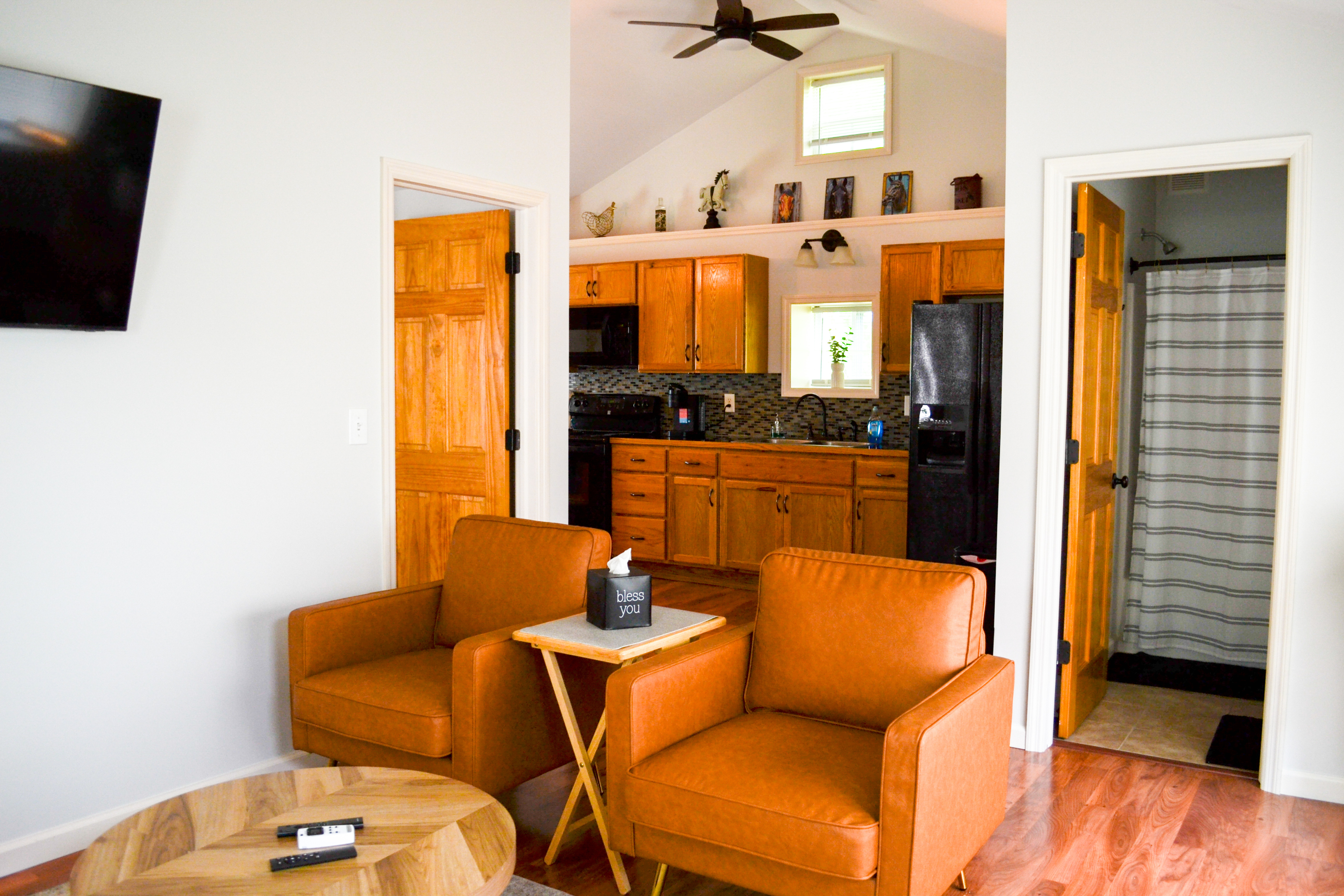Home away from Home - Photo 9