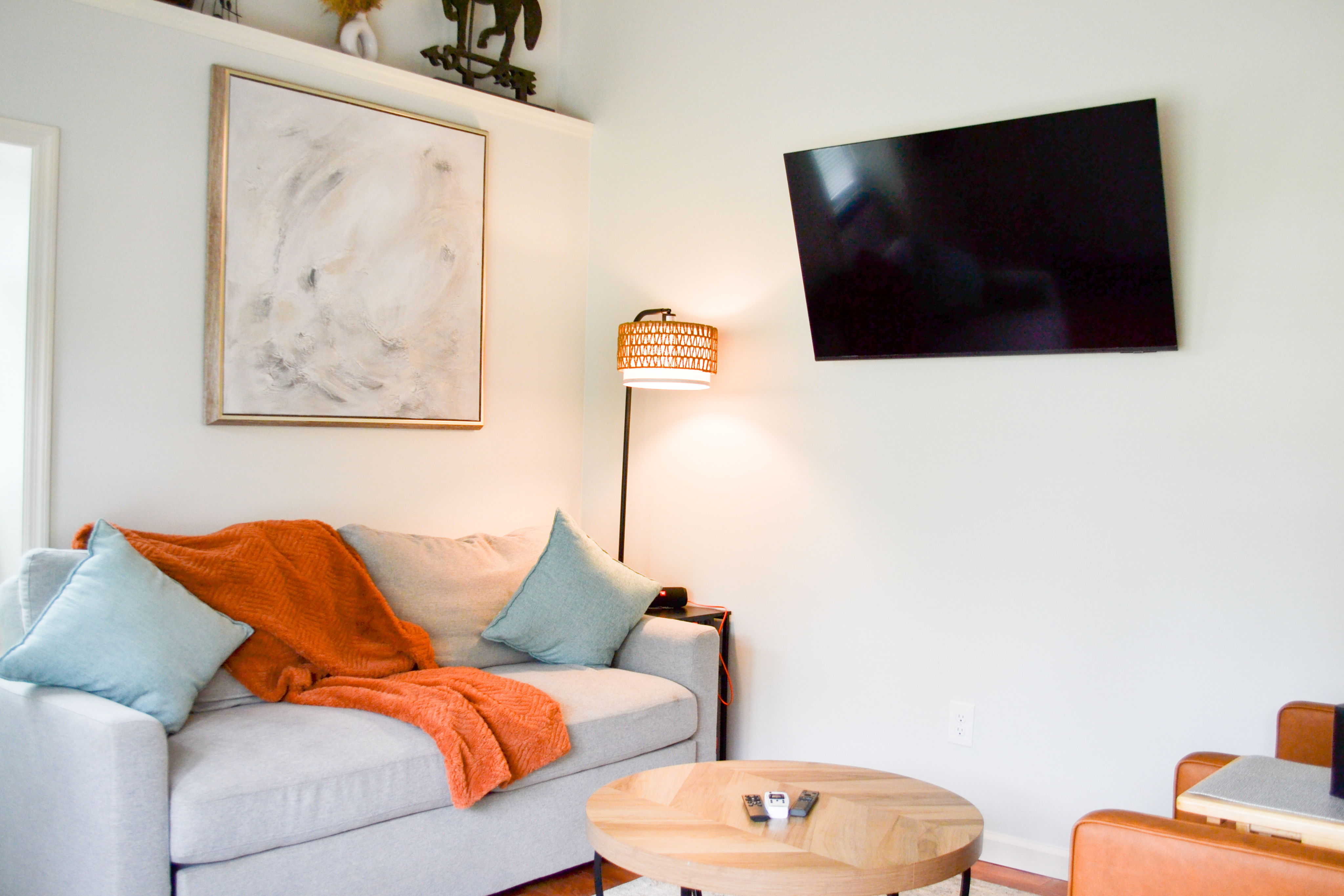 Home away from Home - Photo 11