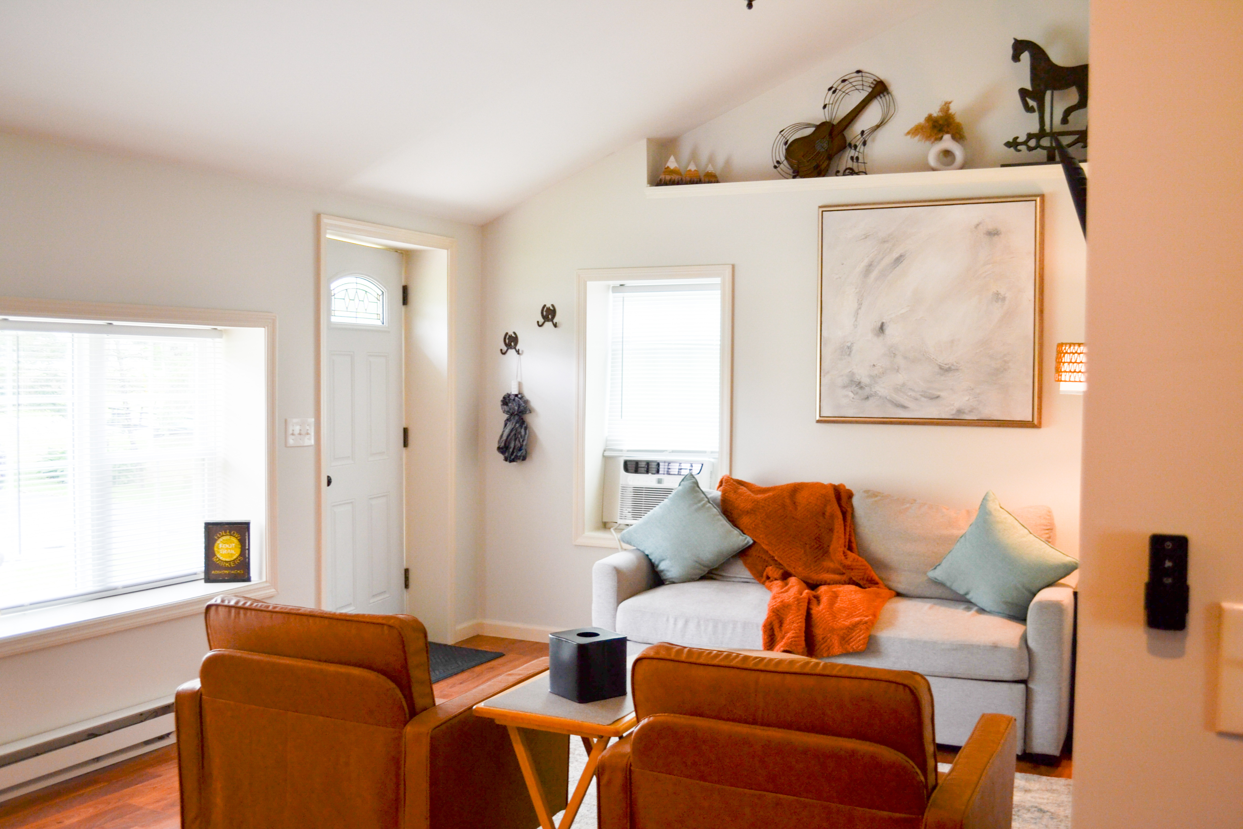 Home away from Home - Photo 10