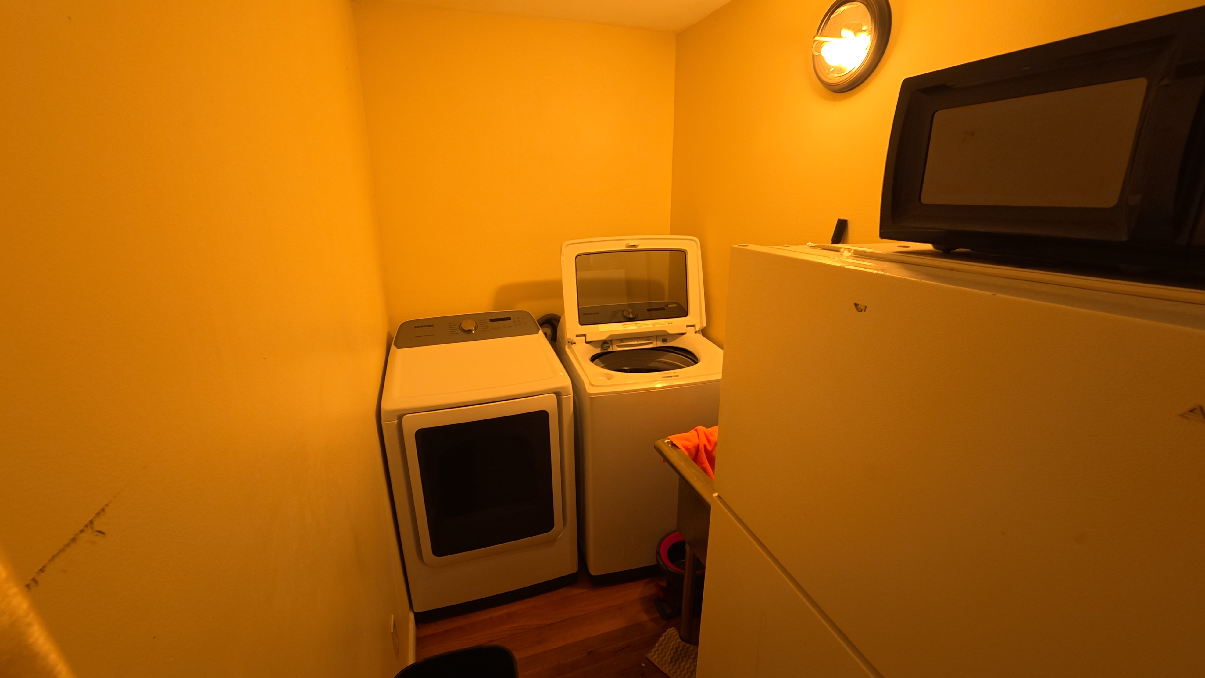 Spacious Rooms for Rent - Fully Furnished 6BR/3BA House in Uniondale, NY | Minutes from Hofstra Univ - Photo 6