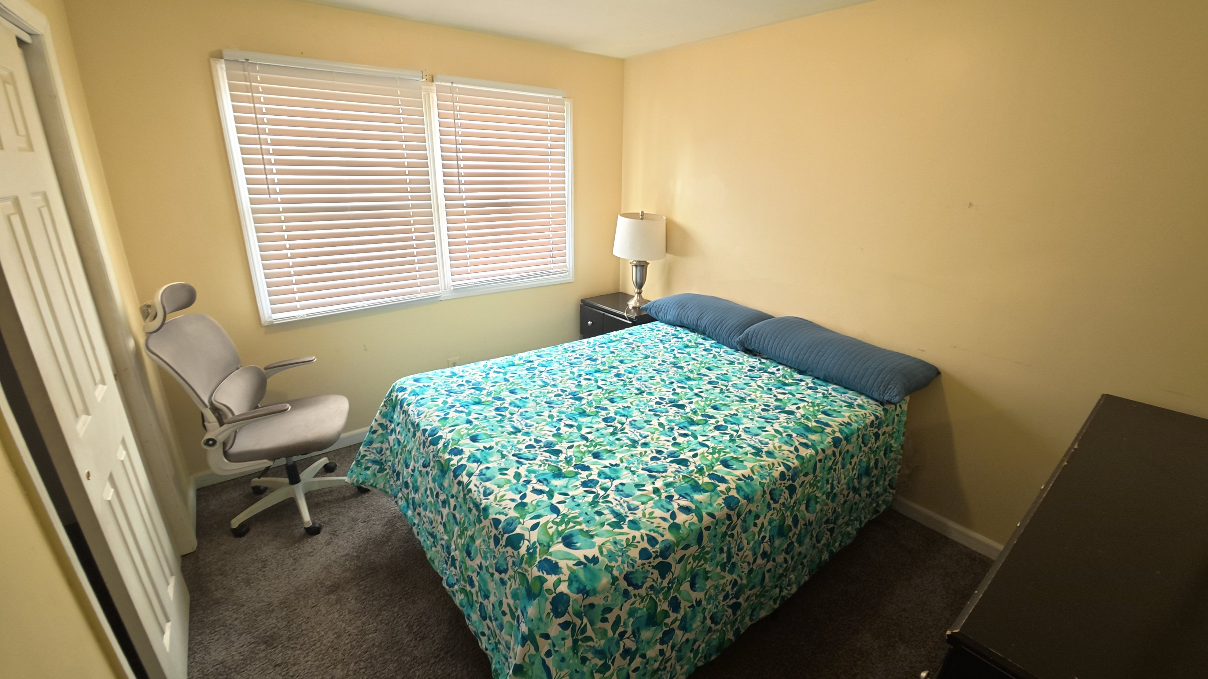 Spacious Rooms for Rent - Fully Furnished 6BR/3BA House in Uniondale, NY | Minutes from Hofstra Univ - Photo 5