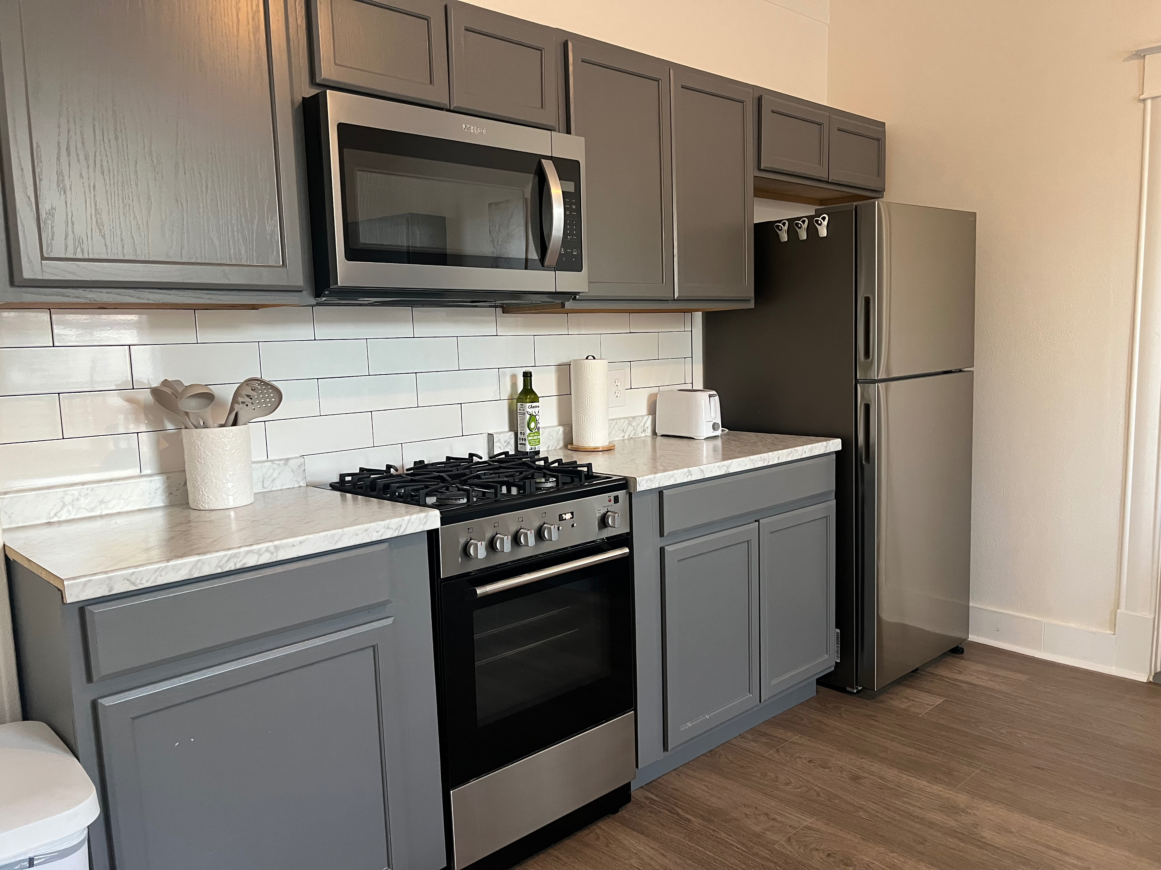 Fully Furnished & All-Inclusive 1BR | Utilities + WiFi Included - Photo 6