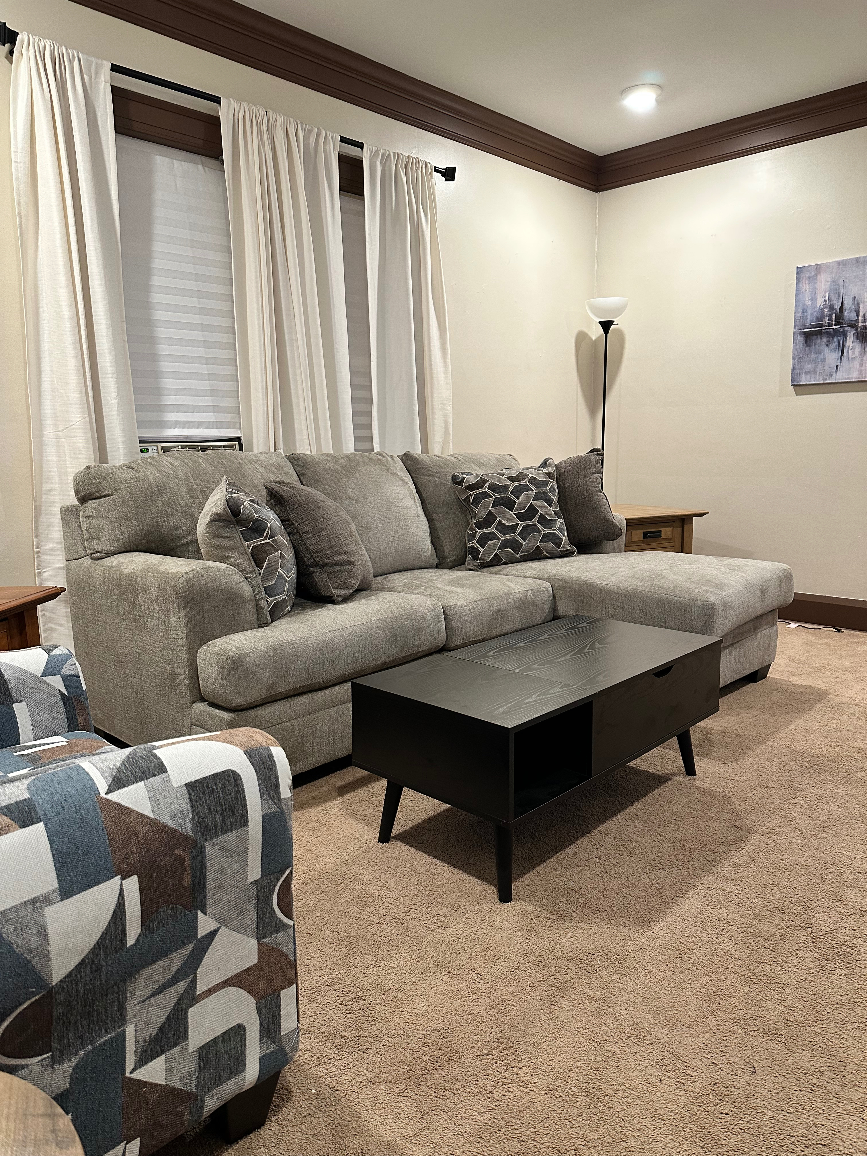 Spotless & Beautifully Remodeled 3-Story Home w/ Spacious Top-Floor Suite - All Included - Photo 3