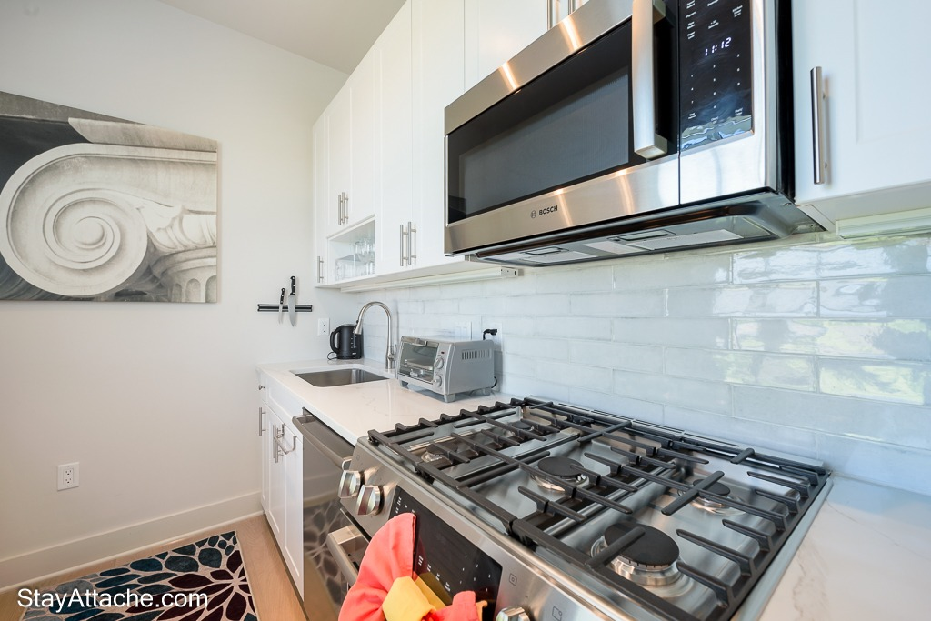 Bright Condo with Private Terrace & Community Amenities - Photo 8