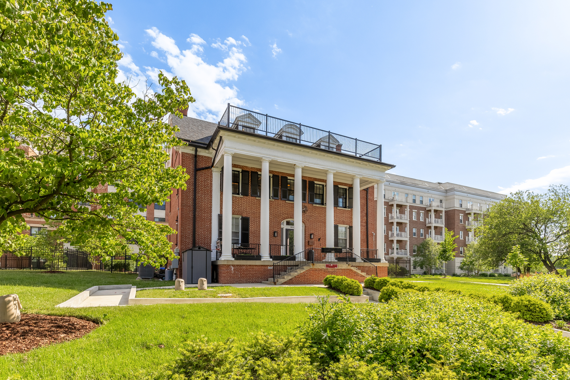 Luxury Mansion Penthouse at Historic Walter Reed - Photo 3
