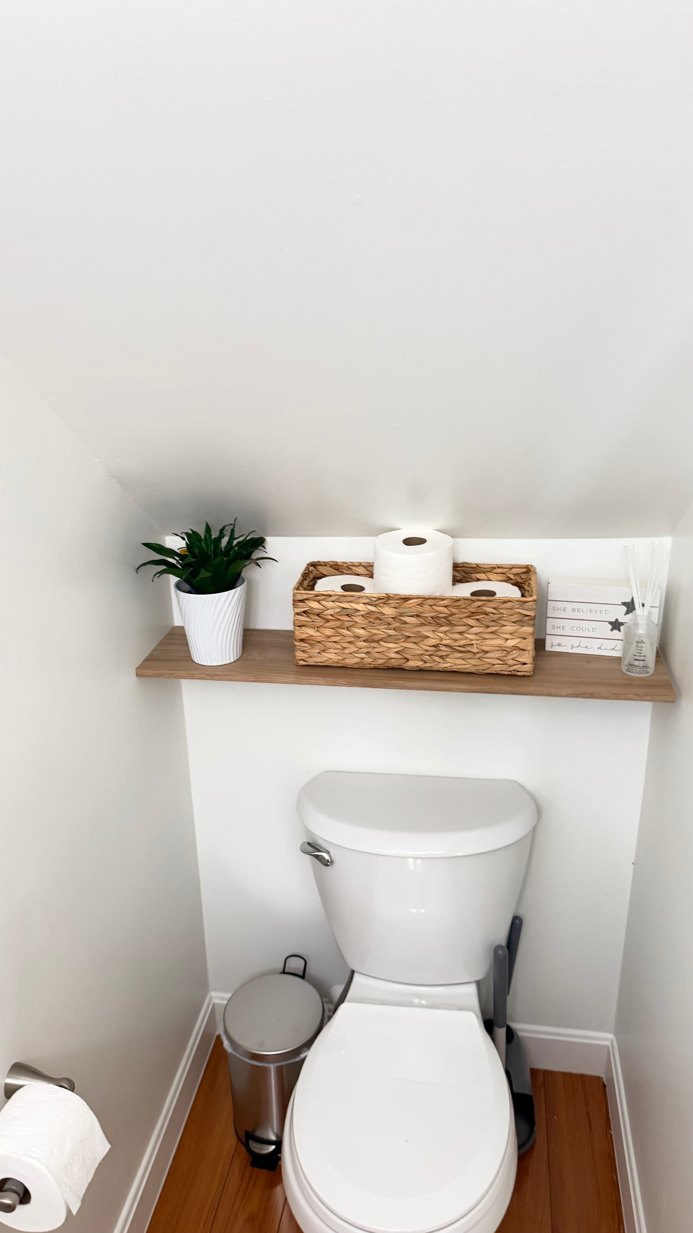 WOODHAVEN STAY AWHILE - FURNISHED 2-BEDROOM, 1.5-BATH CONDO - Photo 6