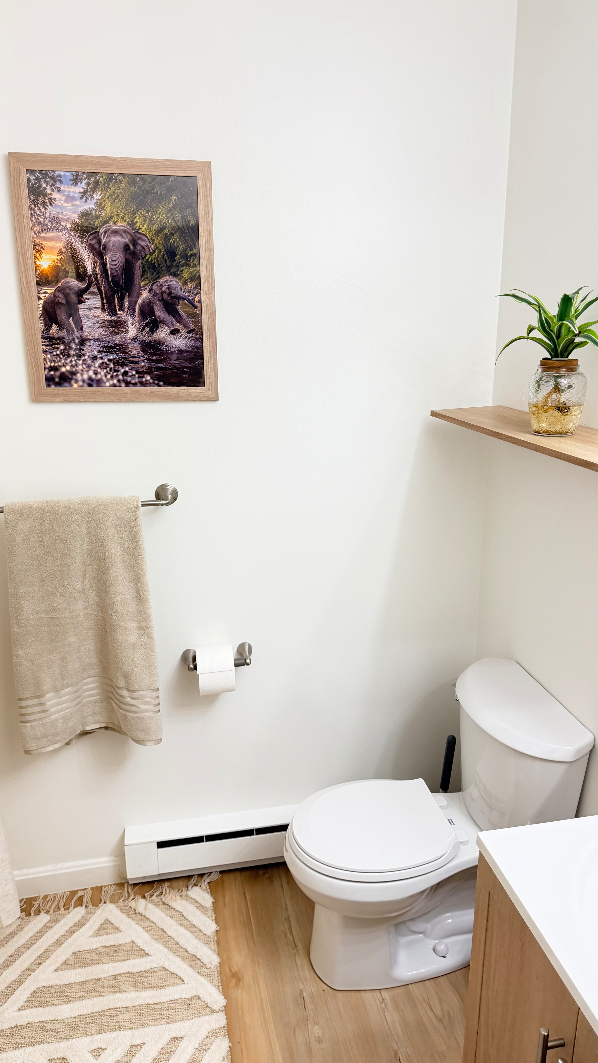 WOODHAVEN STAY AWHILE - FURNISHED 2-BEDROOM, 1.5-BATH CONDO - Photo 8
