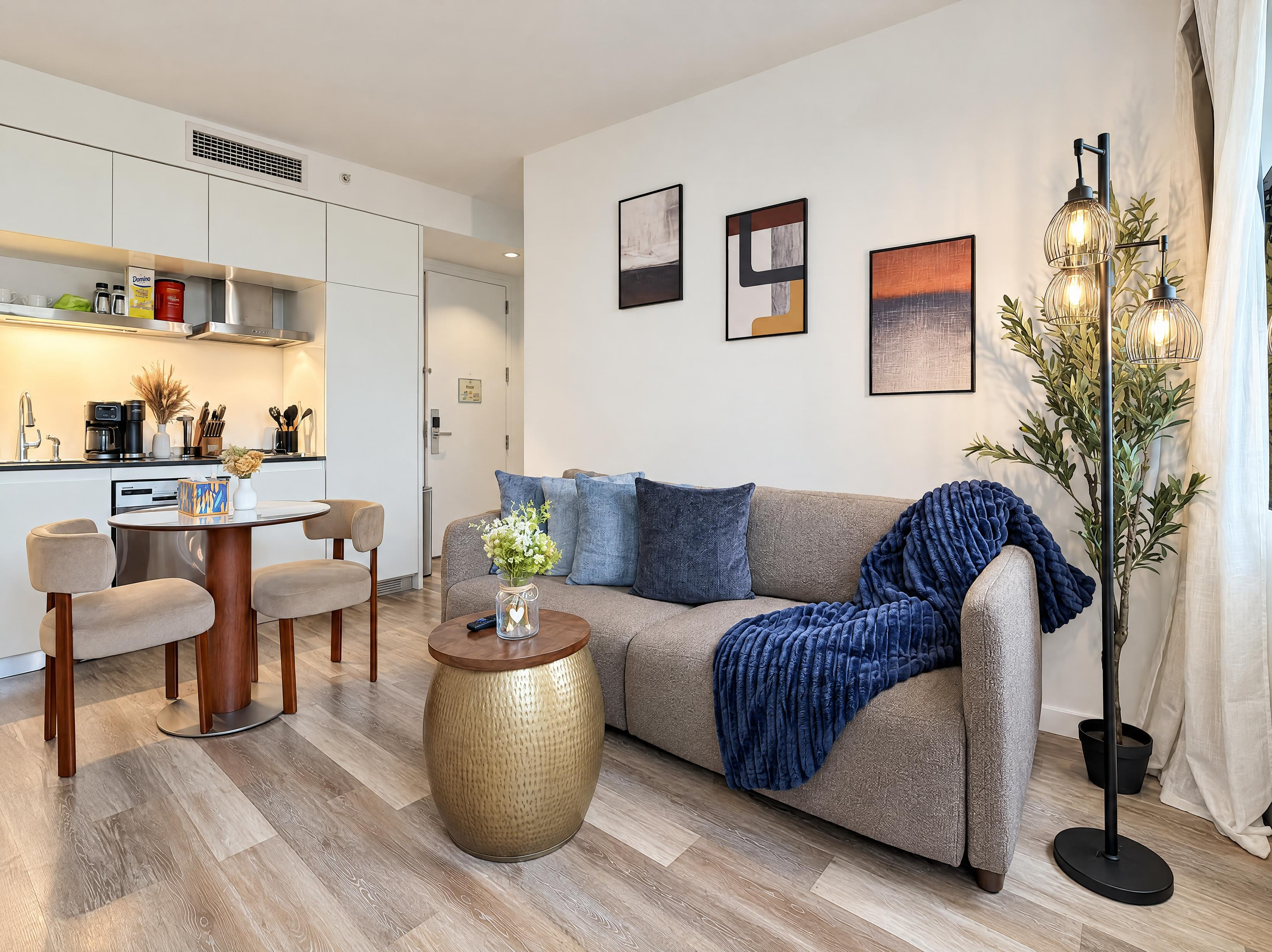Midtown 2BR Near Times Square | 6 Guests - Photo 1