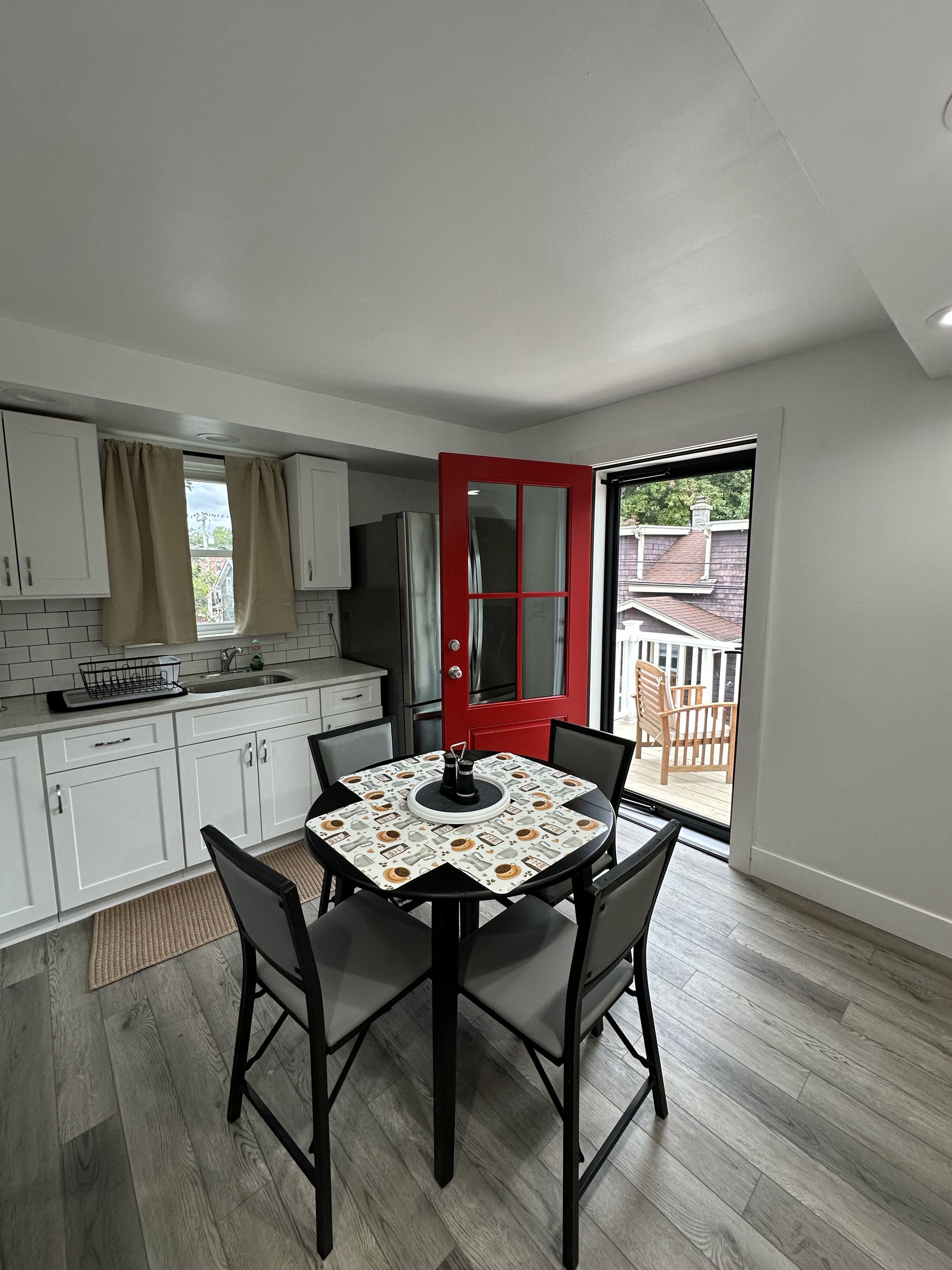 Prime 2 bedroom location - Photo 7