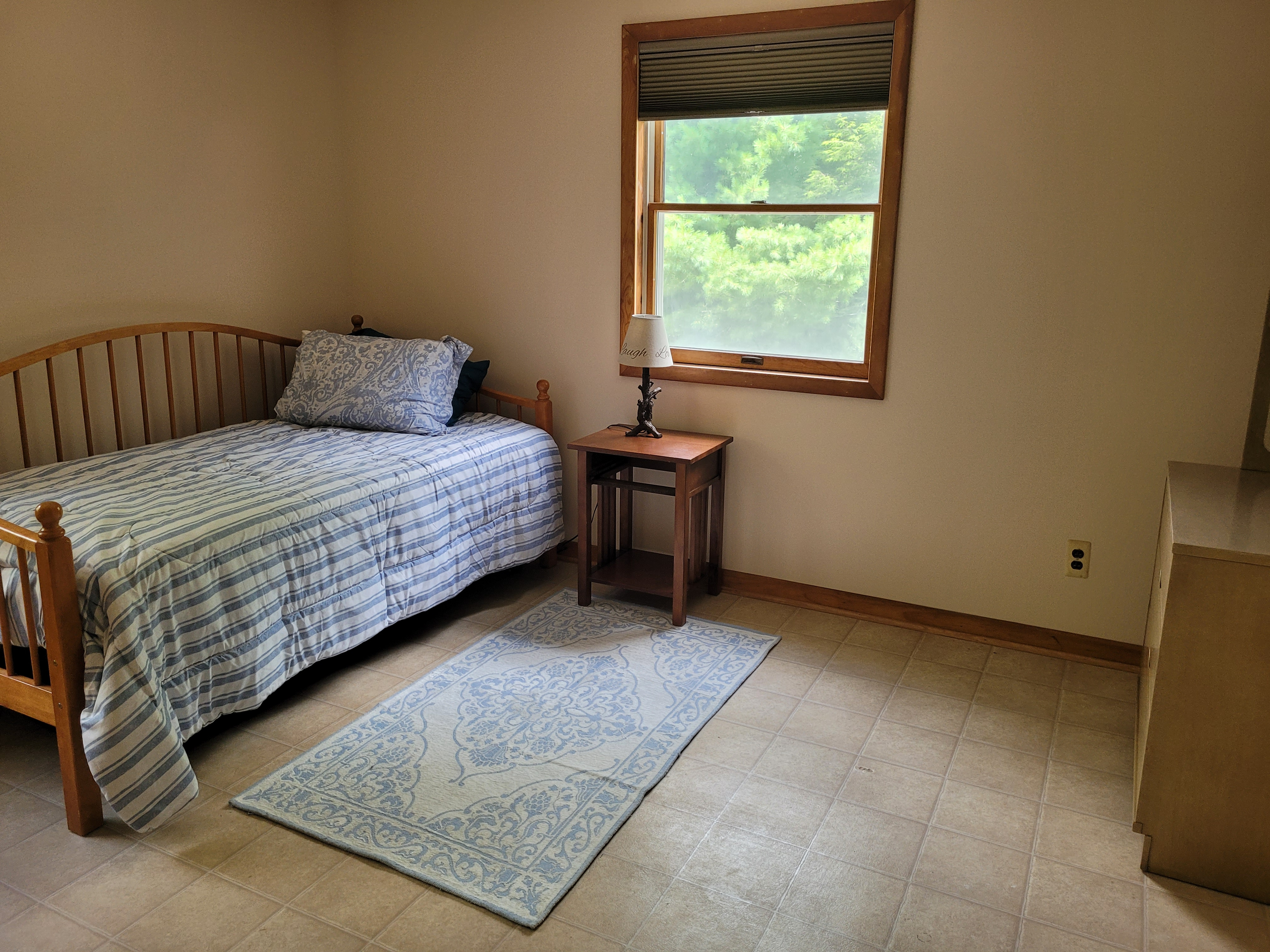 Lake Living, 2 bedroom home in Rock Hill NY - Photo 4