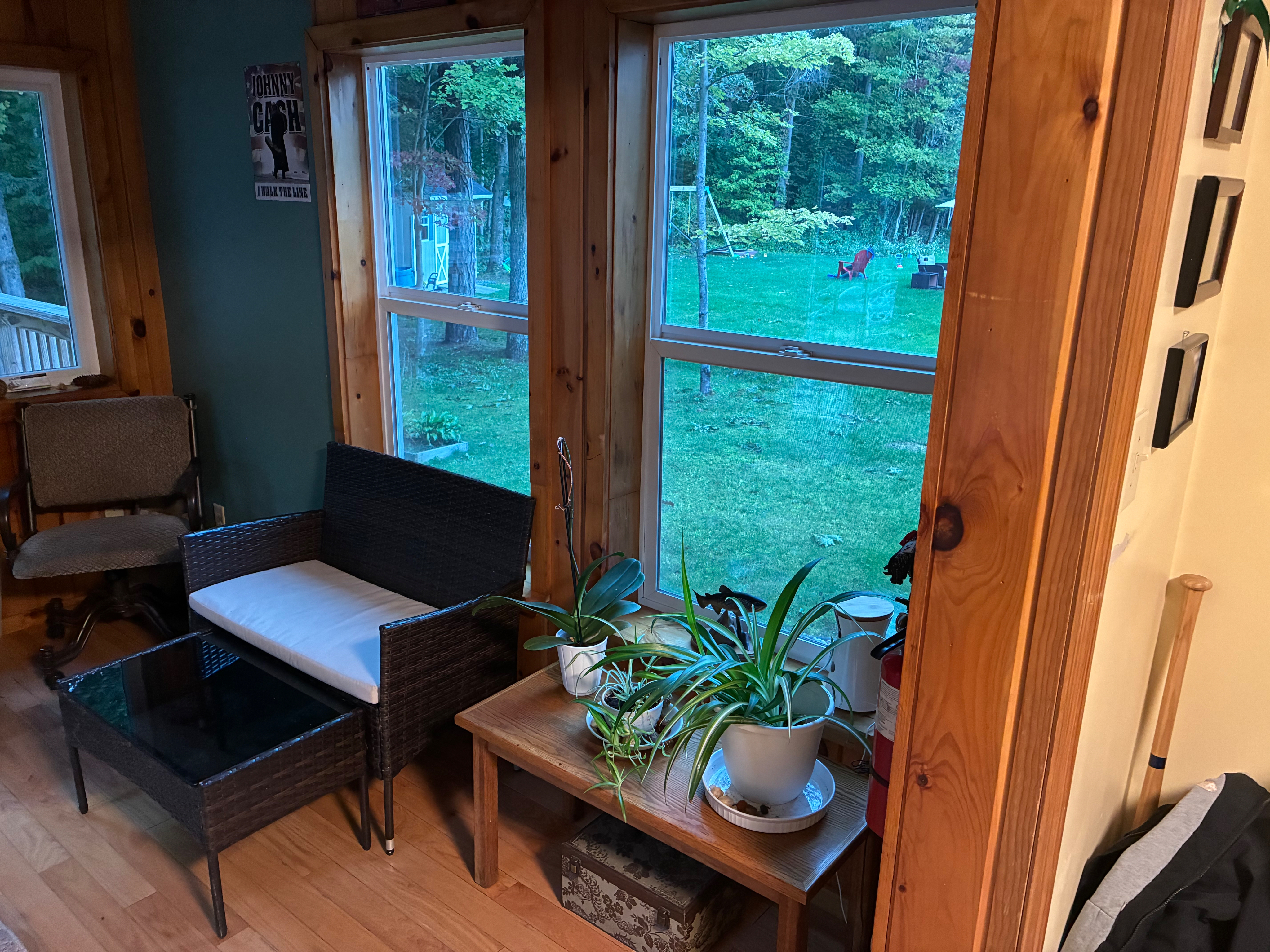 Private home ready to rent a nice bedroom to a medical professional - Photo 6