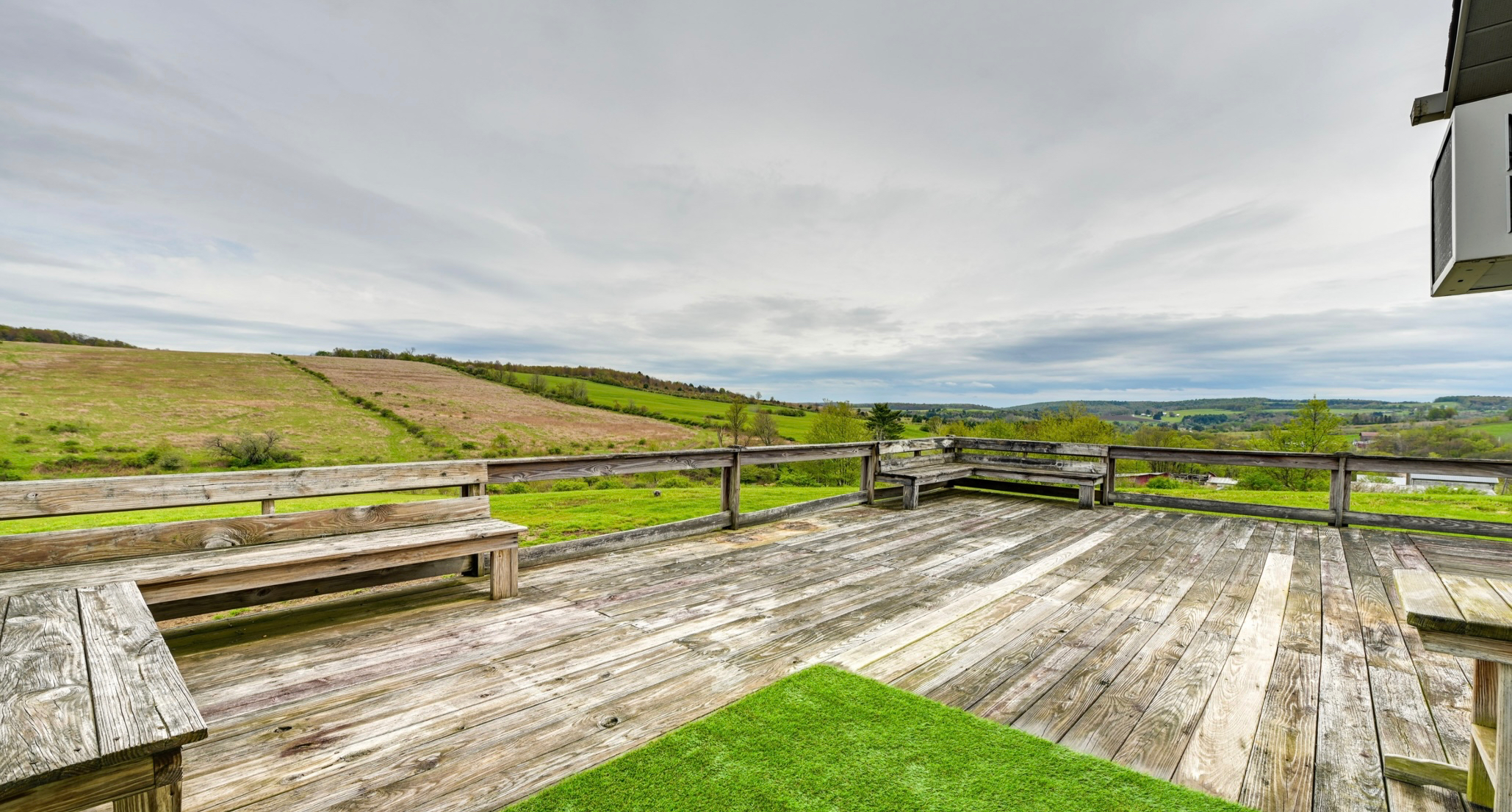 Furnished 2BR Country Home & Private & Peaceful - Photo 1