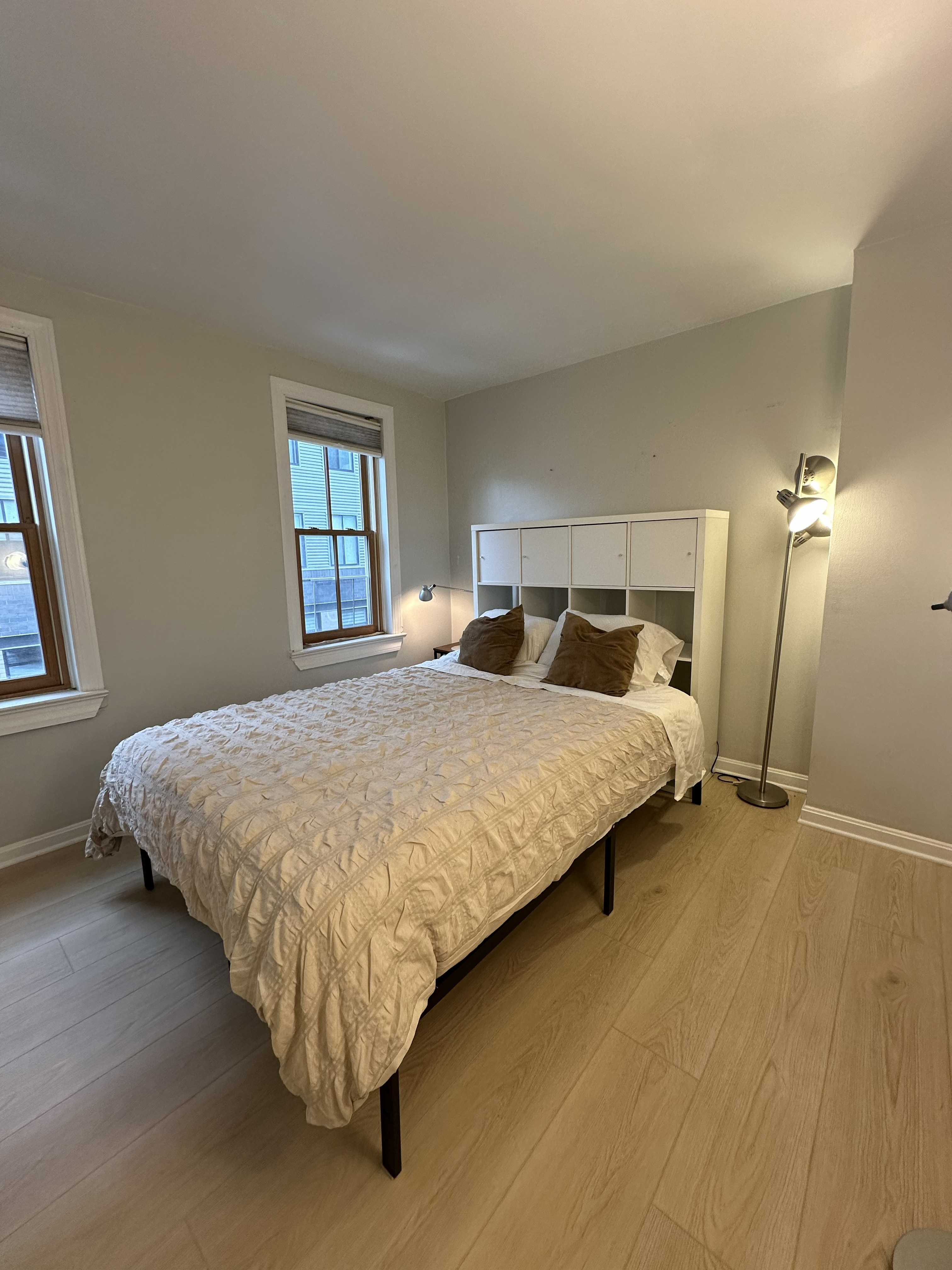 Renovated Capitol Hill Townhome | Furnished + Private Parking | 2 Blocks to Union Station - Photo 11