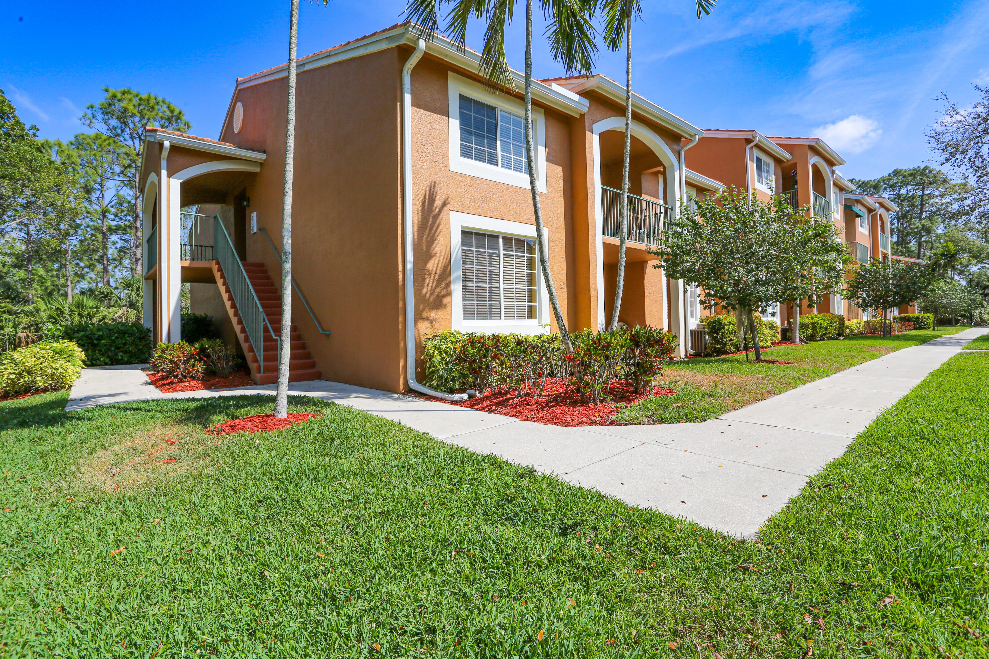 3BR Ground Floor End Unit Condo |The Enclave - Gated