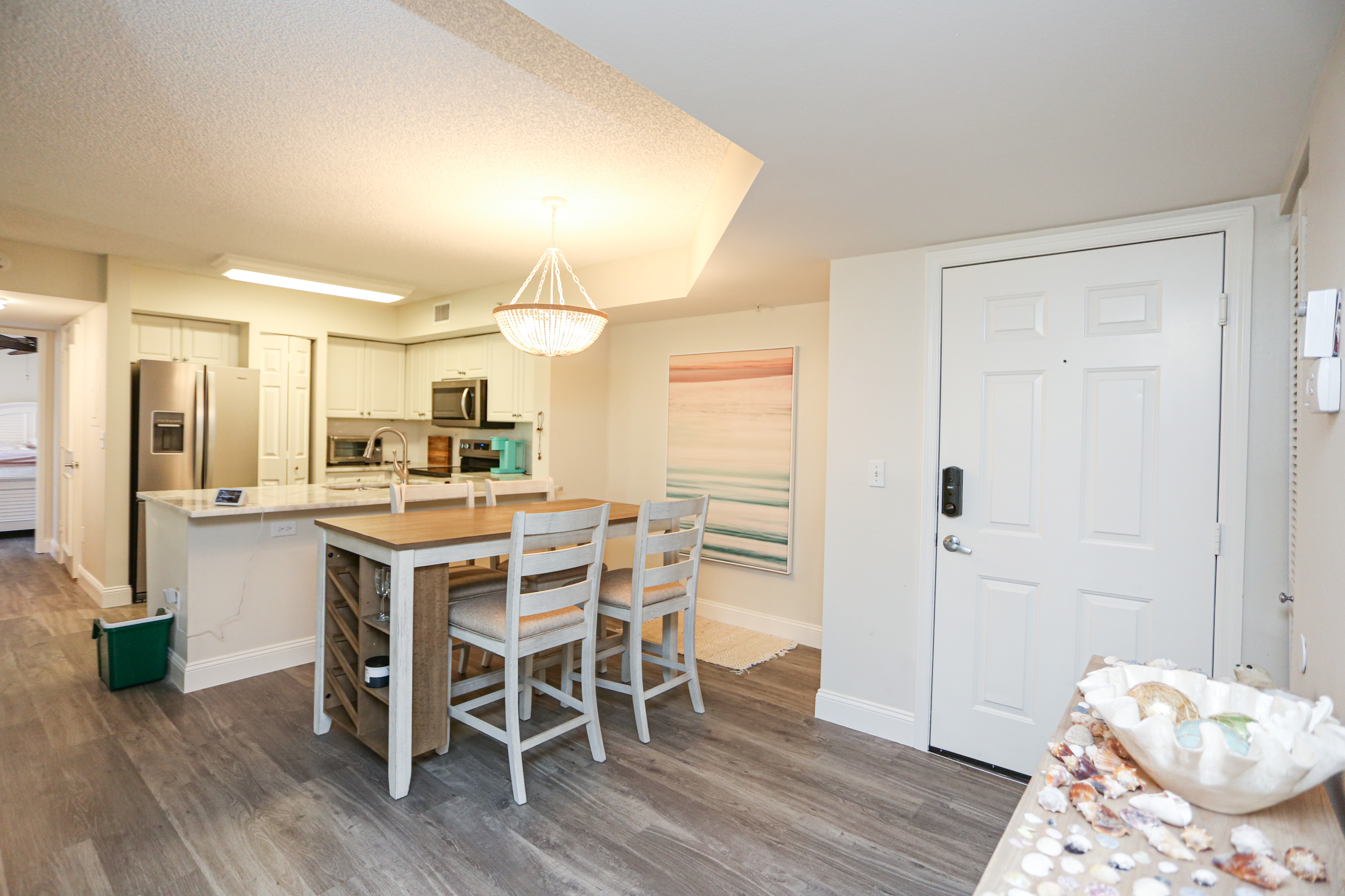 3BR Ground Floor End Unit Condo |The Enclave - Gated - Photo 4