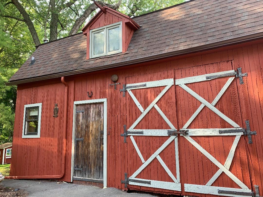 UNIQUE CONVERTED BARN LOFT PRIVATE, ONE-OF-A-KIND HOME WITH STUNNING VIEWS. - Photo 12